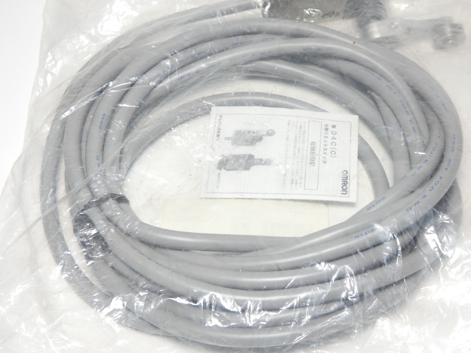 Omron D4C-1320-P Limit Switch - NEW Surplus!