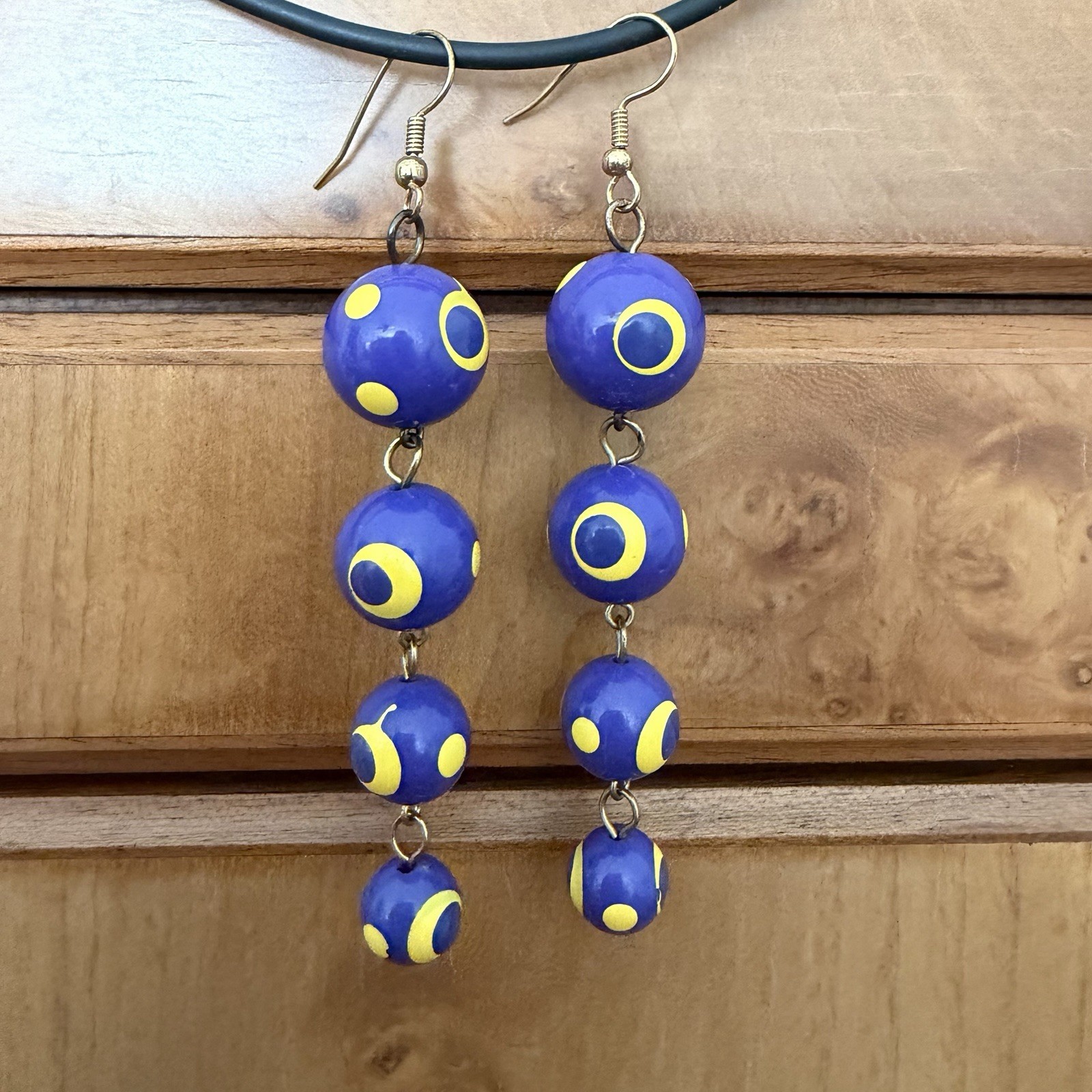 80’s Purple Yellow Polka Dot Graduated Bead Dangle Pierced Earrings