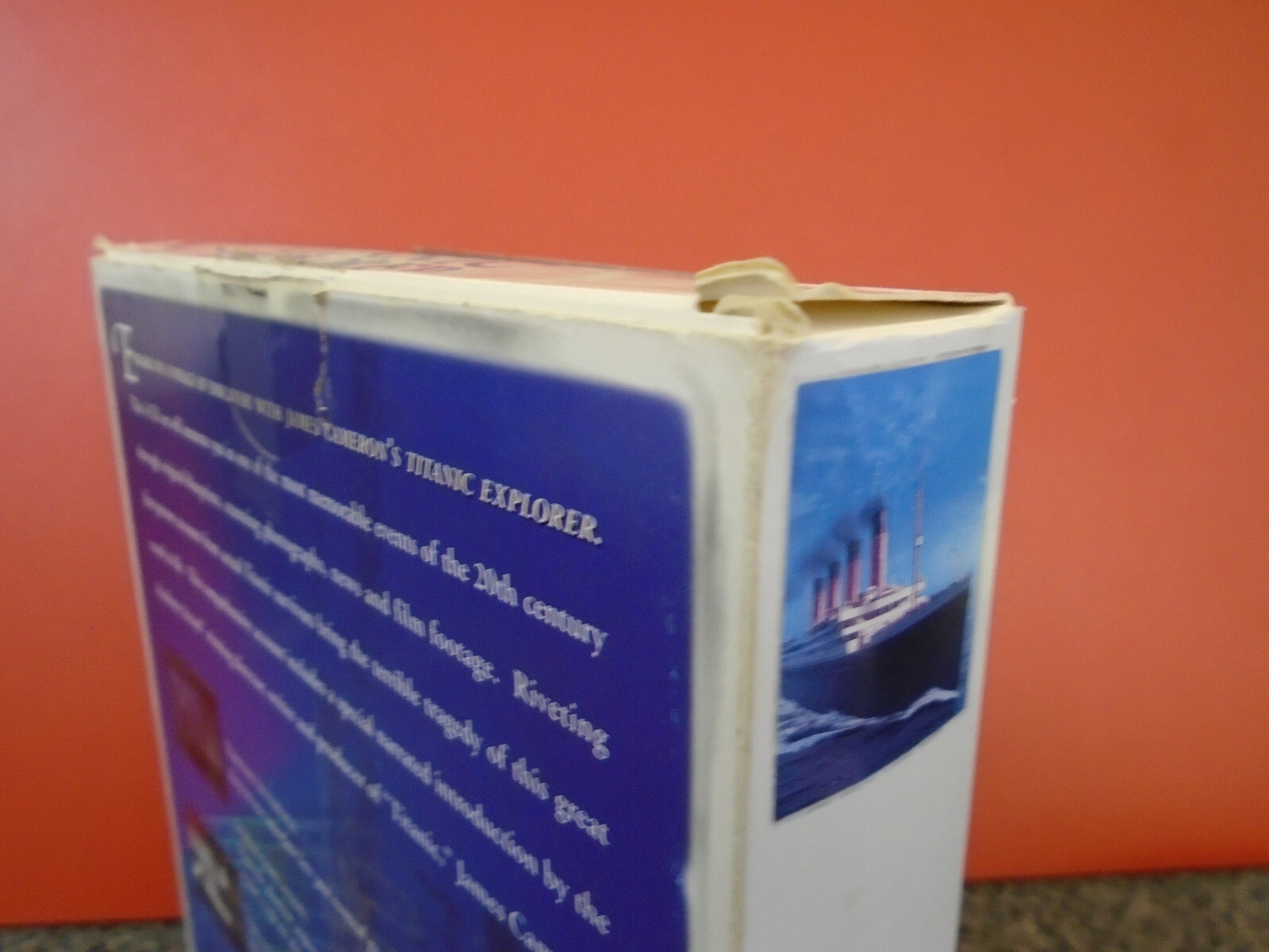 James Camerons Titanic Explorer
