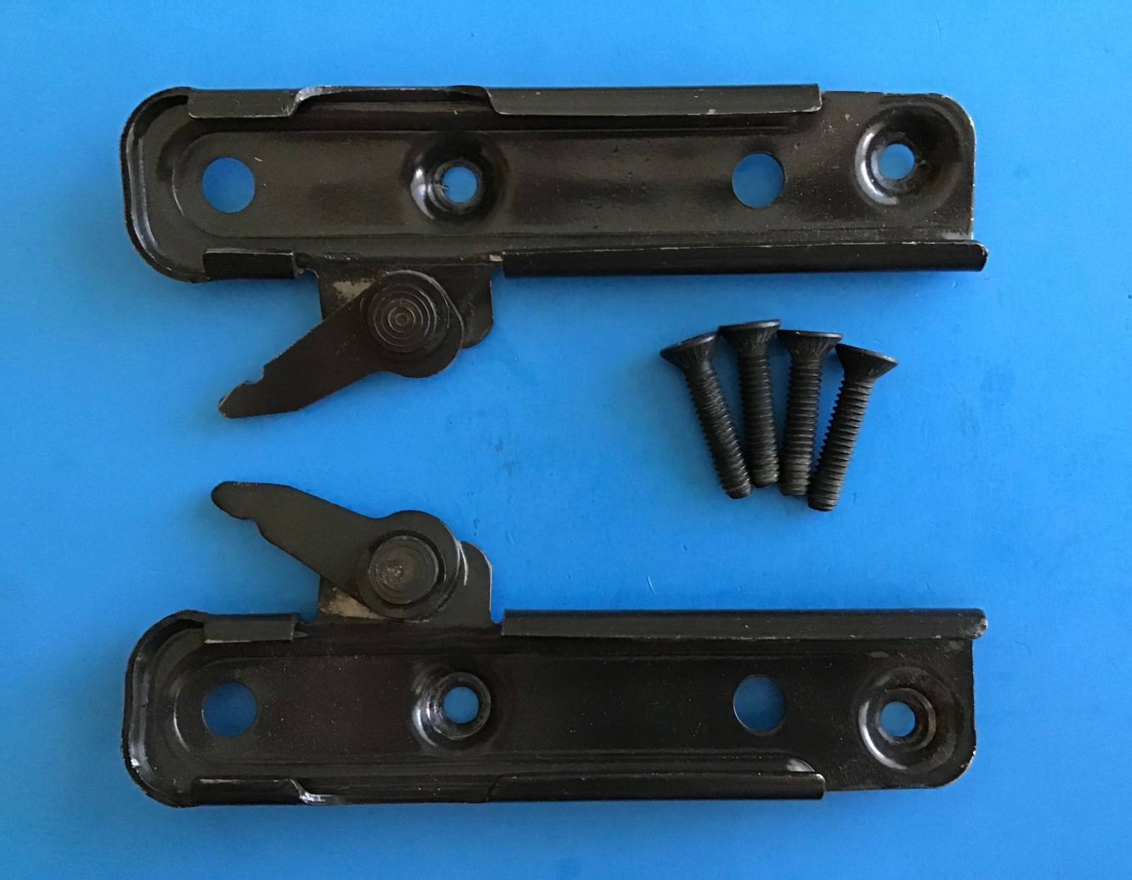 La-Z-Boy Chair  Back Brackets with Locks Lazy Boy LaZBoy Recliner Sofa Parts