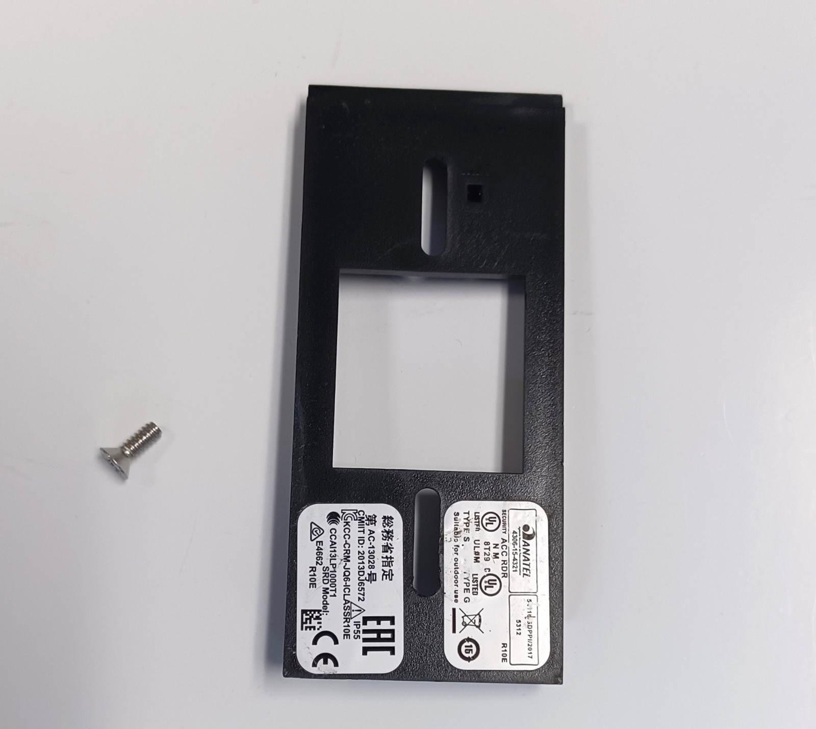 HID iCLASS R10 Reader Mounting Plate with Screw, MultiCLASS RP10 Bracket, Used
