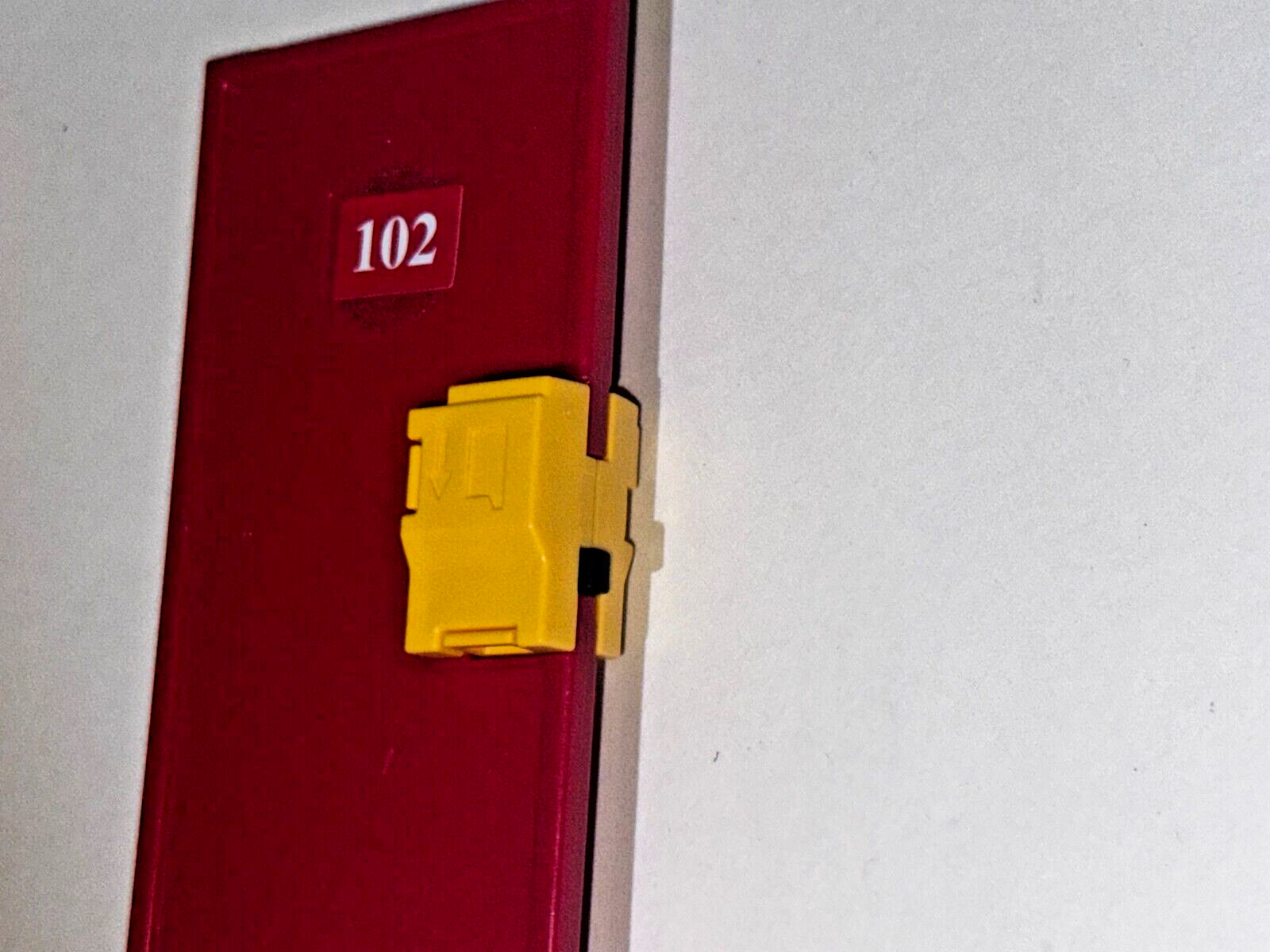 lot 2 plastic house doors