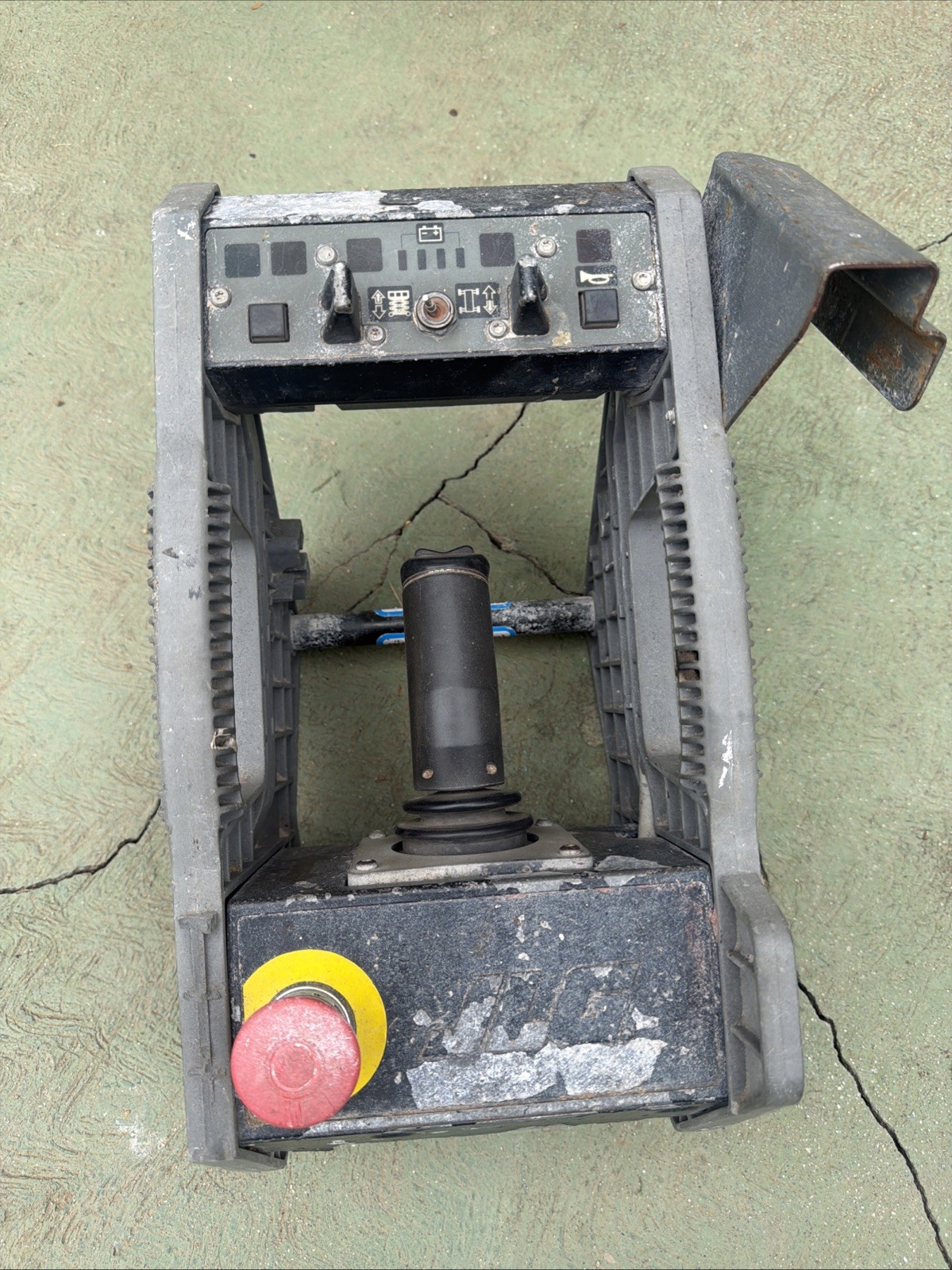 JLG LIFT CONTROL BOX # 1001091153)
