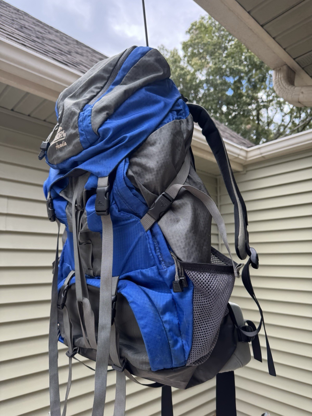 Gregory Acadia Medium Internal Frame Backpack 55-62 Liters Pre-Owned Barely Used