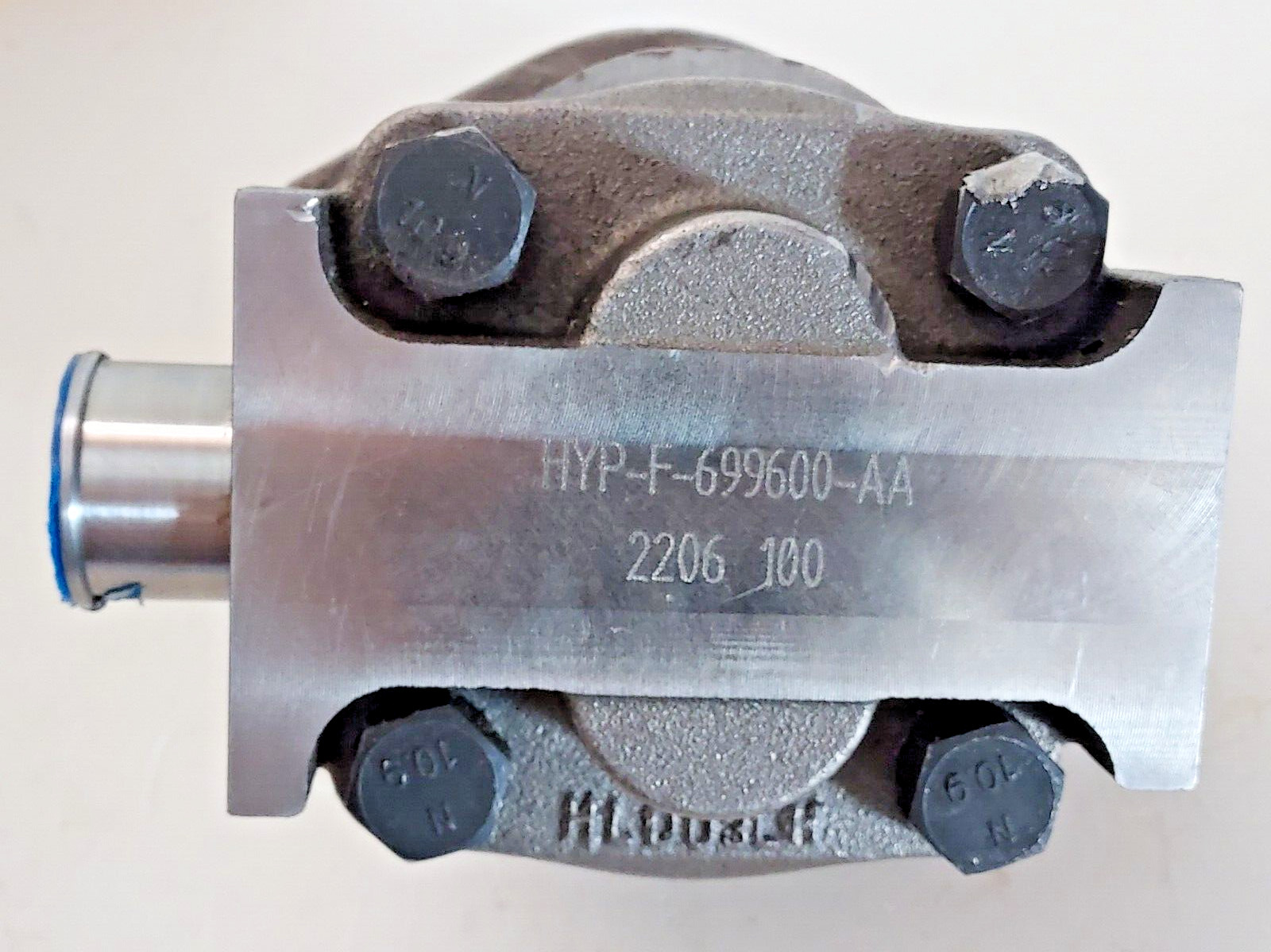 HYP-F-699600-AA, Hydraulic Pump for Ford Industrial Backhoe Loaders