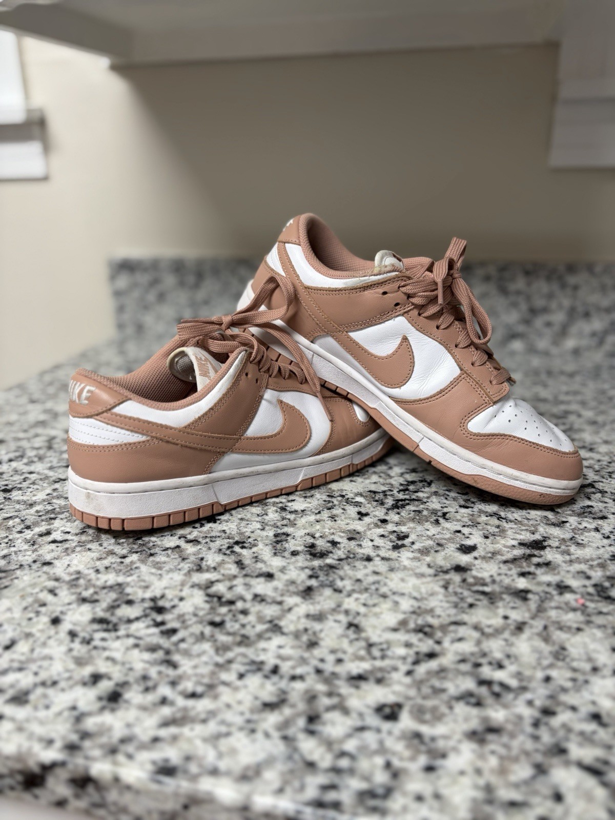 Nike Dunk Low Men’s Brown/White Colorblock Low Top Lace-Up Sneakers DD1503-118
