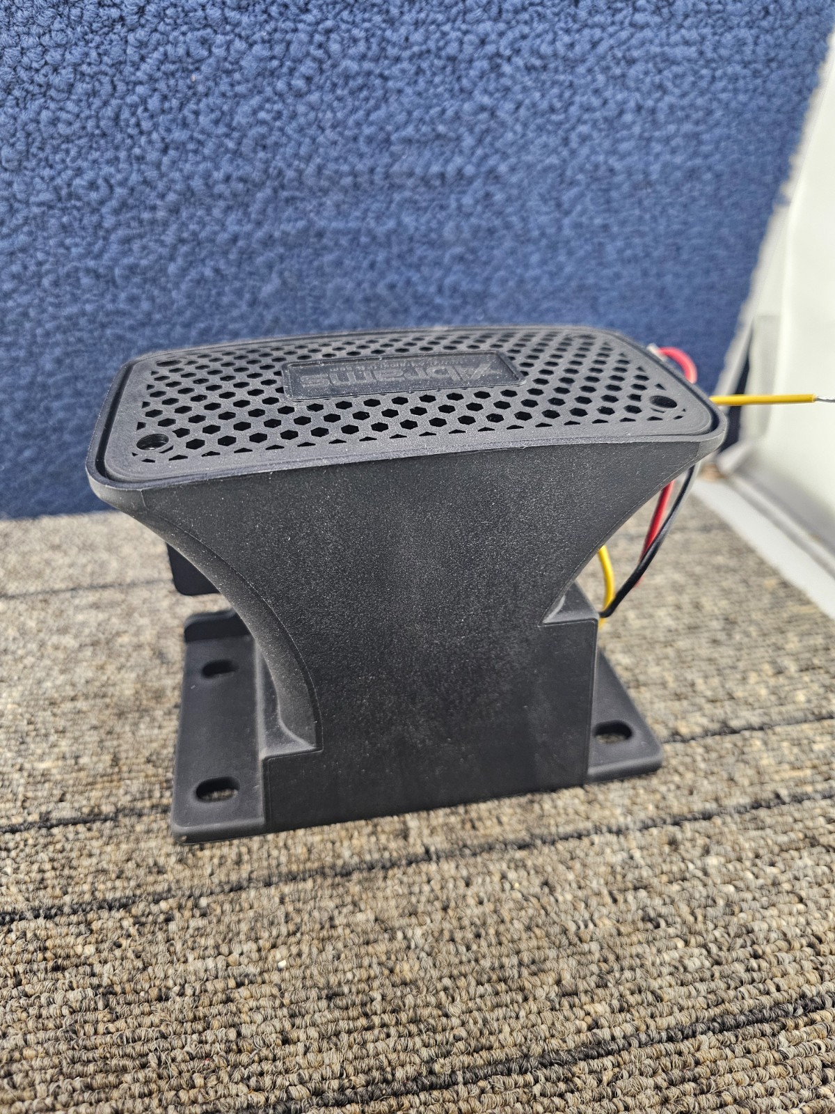 ABRAMS BAU-112-WN: Heavy Duty Commercial Grade - 112db White Noise Backup Alarm