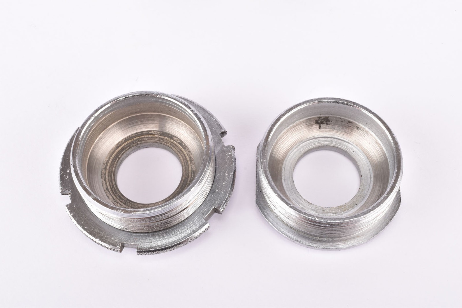 Specialites TA #344 square tapered Bottom Bracket with french thread