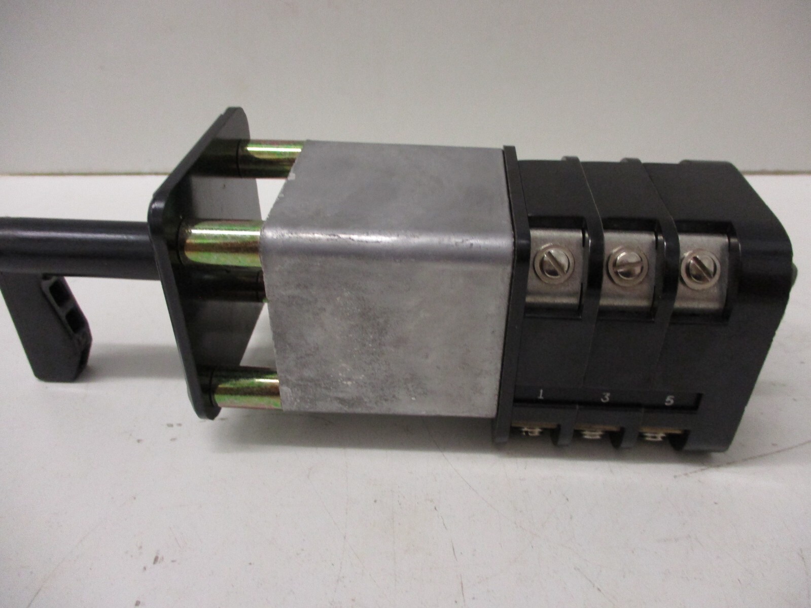 *NEW* GE GENERAL ELECTRIC 10SP1024 SWITCH TYPE SBM
