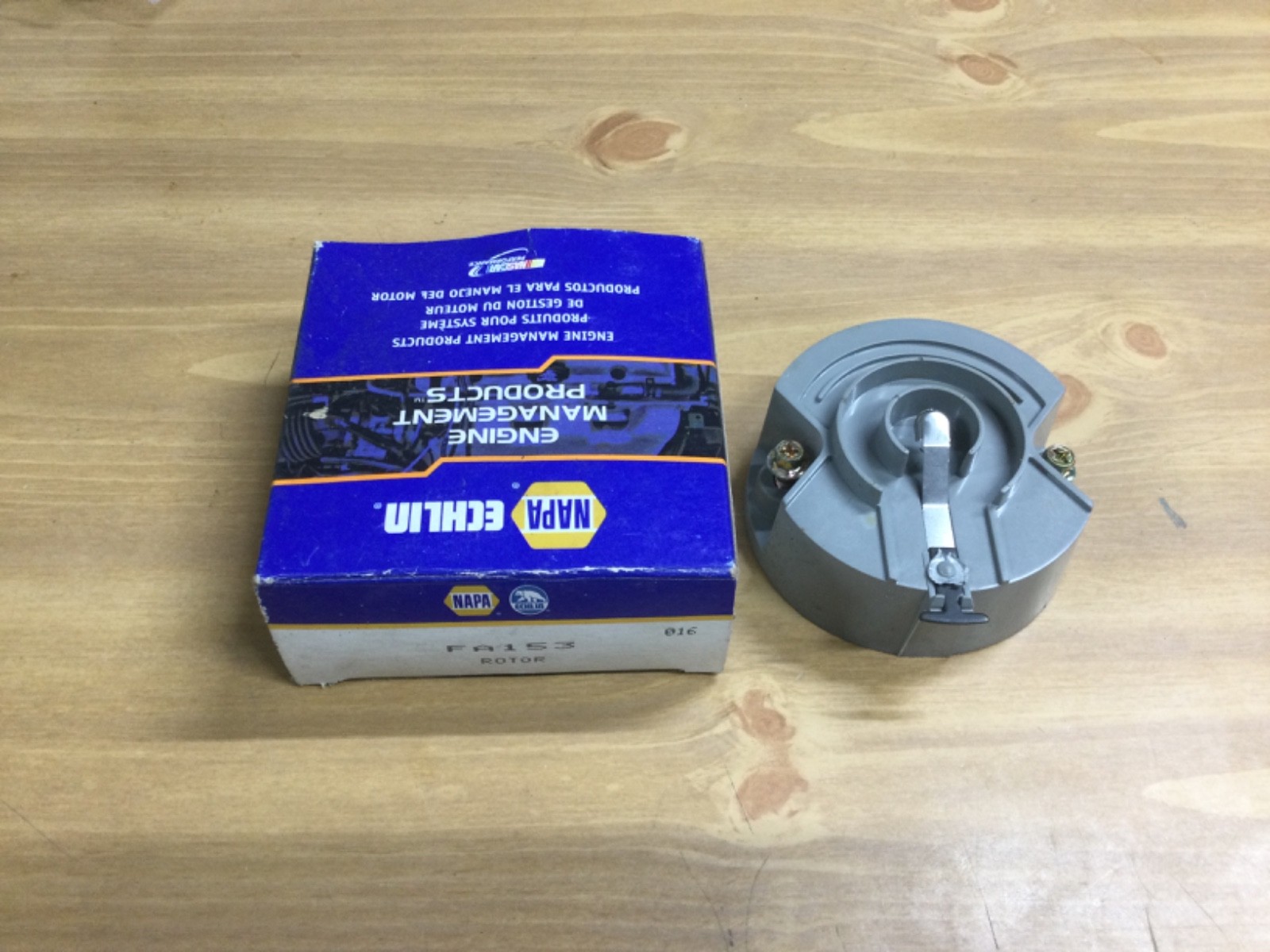 NAPA Disributor Rotor Cap FA153