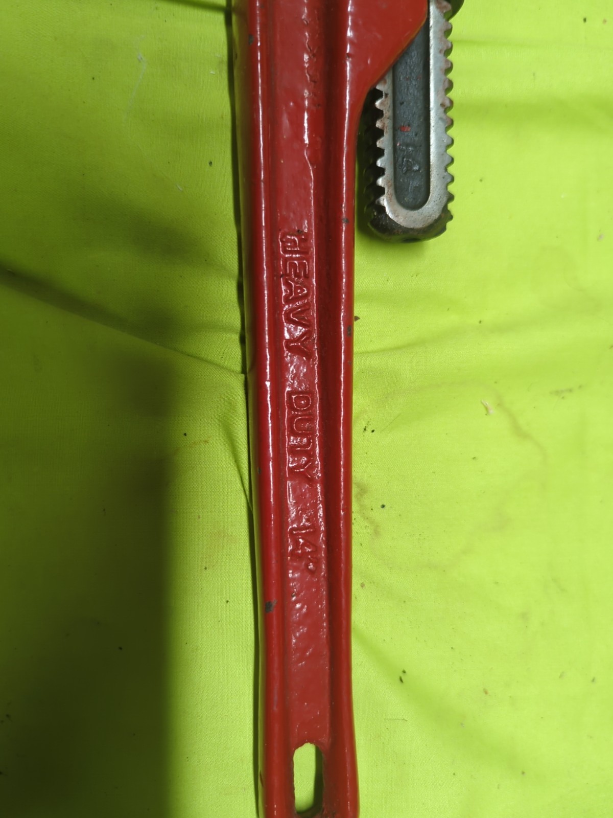 Heavy Duty 14" Pipe Wrench