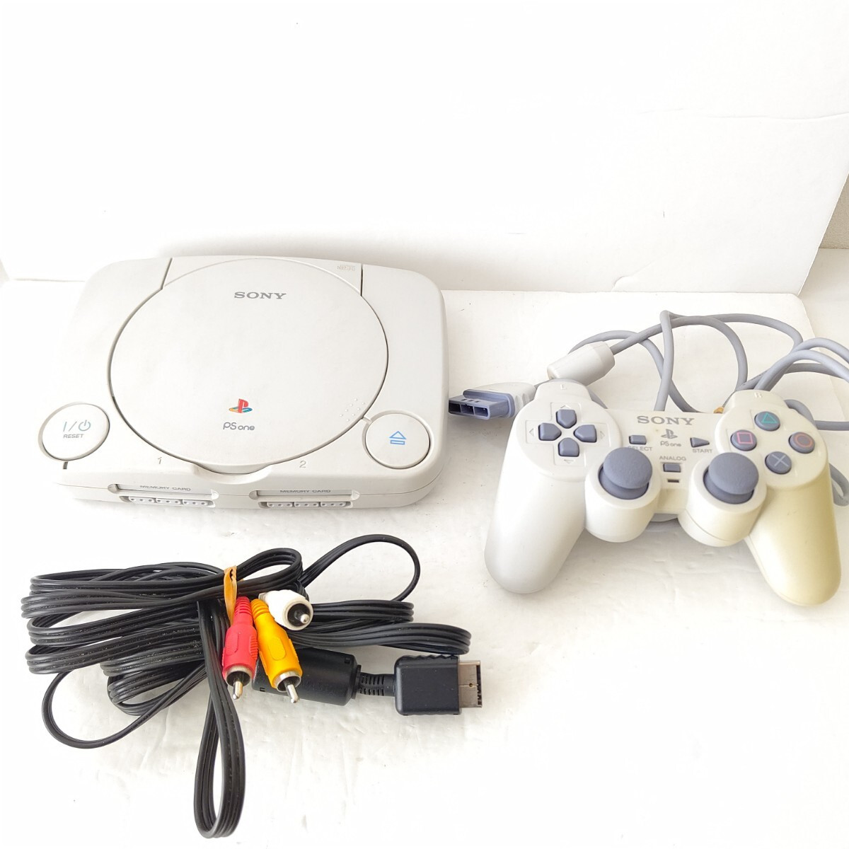 PS1 console SCPH-100 playstation, controller, memory card PSone Japan