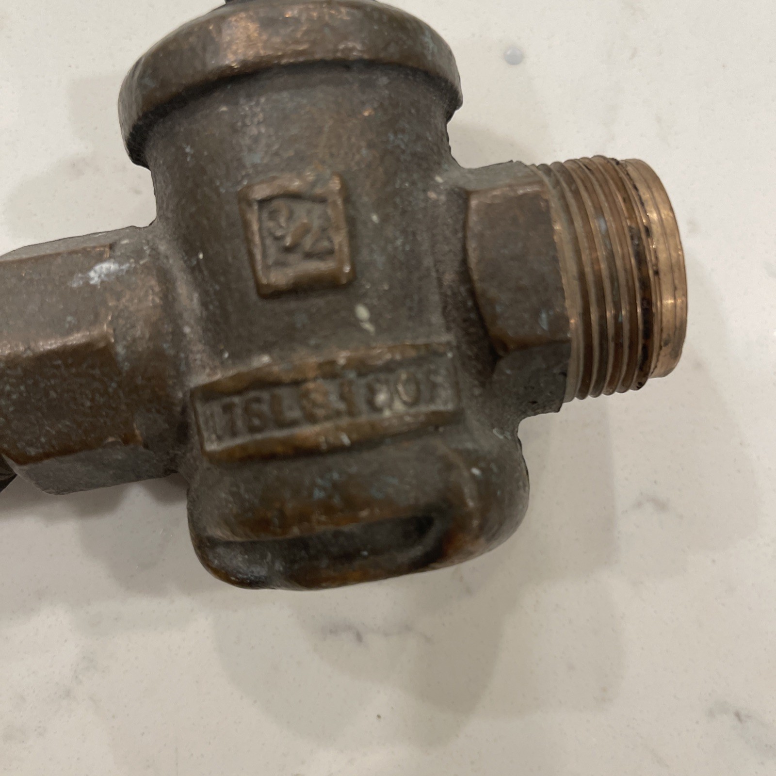 Mueller Gas 1 Valve 175