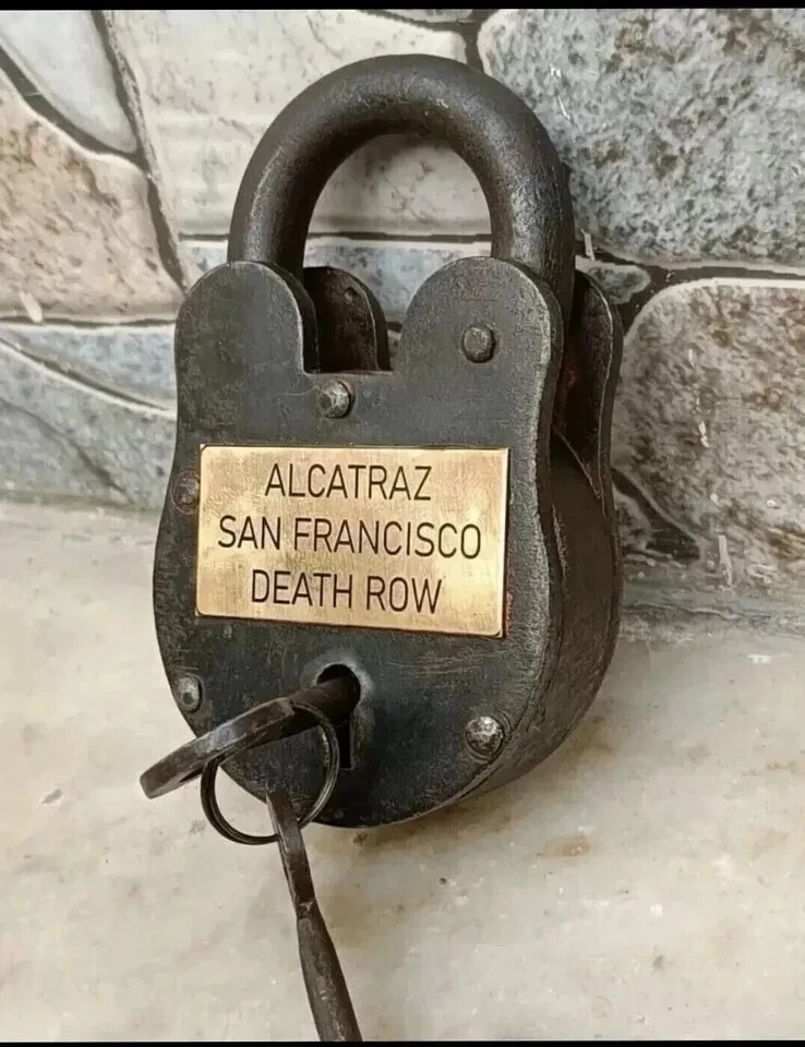 Vintage 5'' padlock Antique old heavy iron Working lock with 2 key