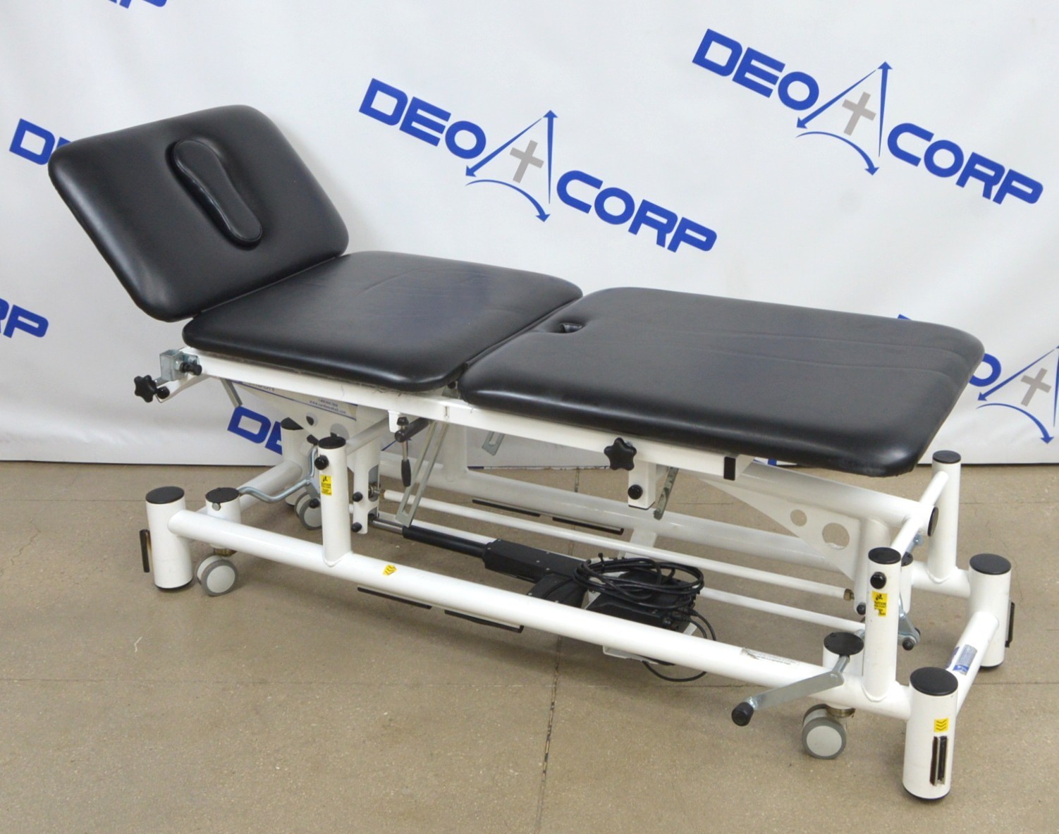 Cardon R28535 MPT  Manual Physical Therapy Treatment Table