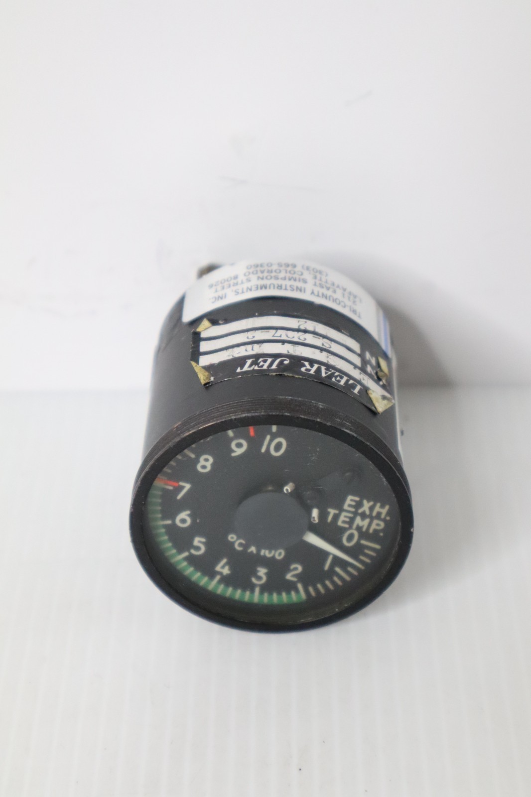 Learjet S-207-3 Exhaust Temperature Indicator