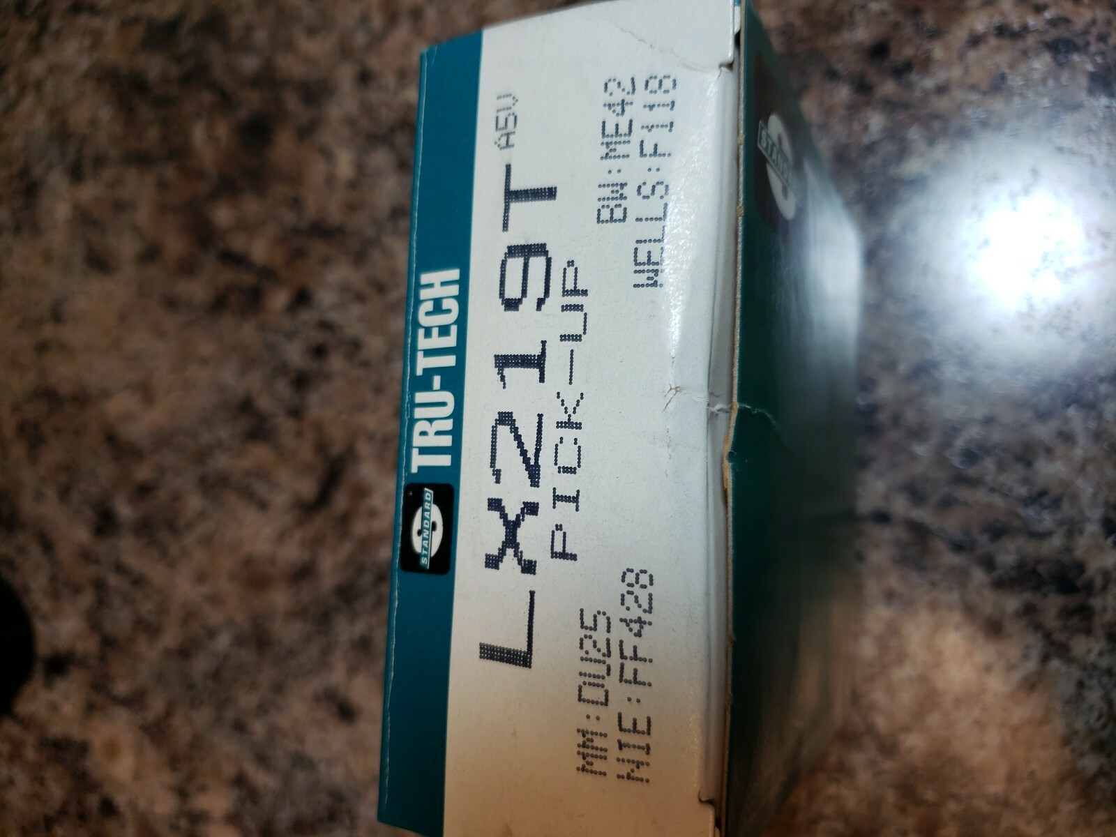 NOS STANDARD/TRU-TECH LX219T DISTRIBUTOR IGNITION PICKUP