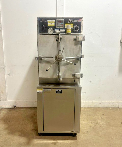 "GILES SMOKER"H.D COMMERCIAL SOMKER/PRESSURE COOKER ON CASTERS  208/240V 1PH