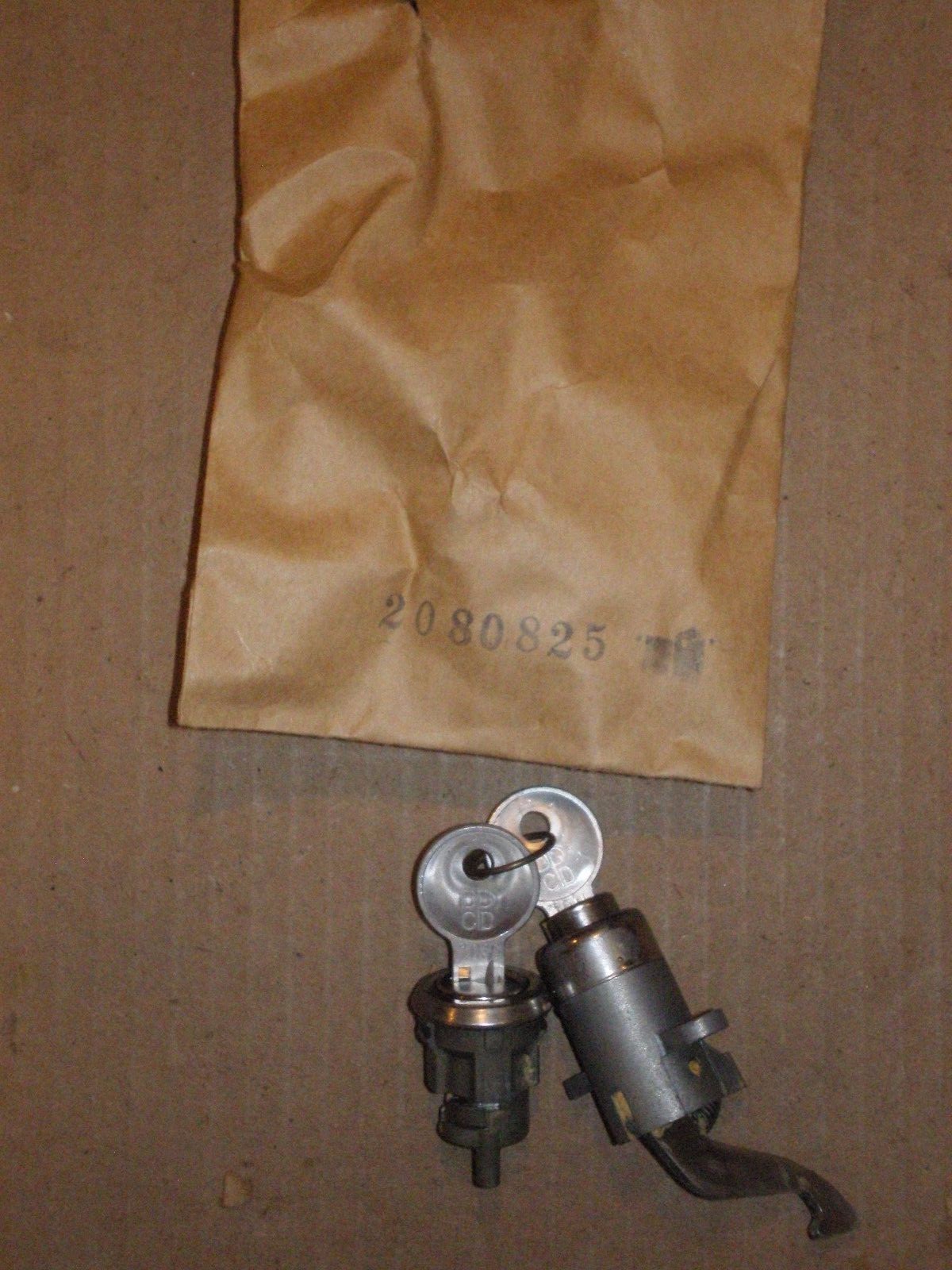 60-61 DODGE DART POLARA 62-64 DODGE 880 GLOVE BOX & TIRE COMPARTMENT LOCK SET