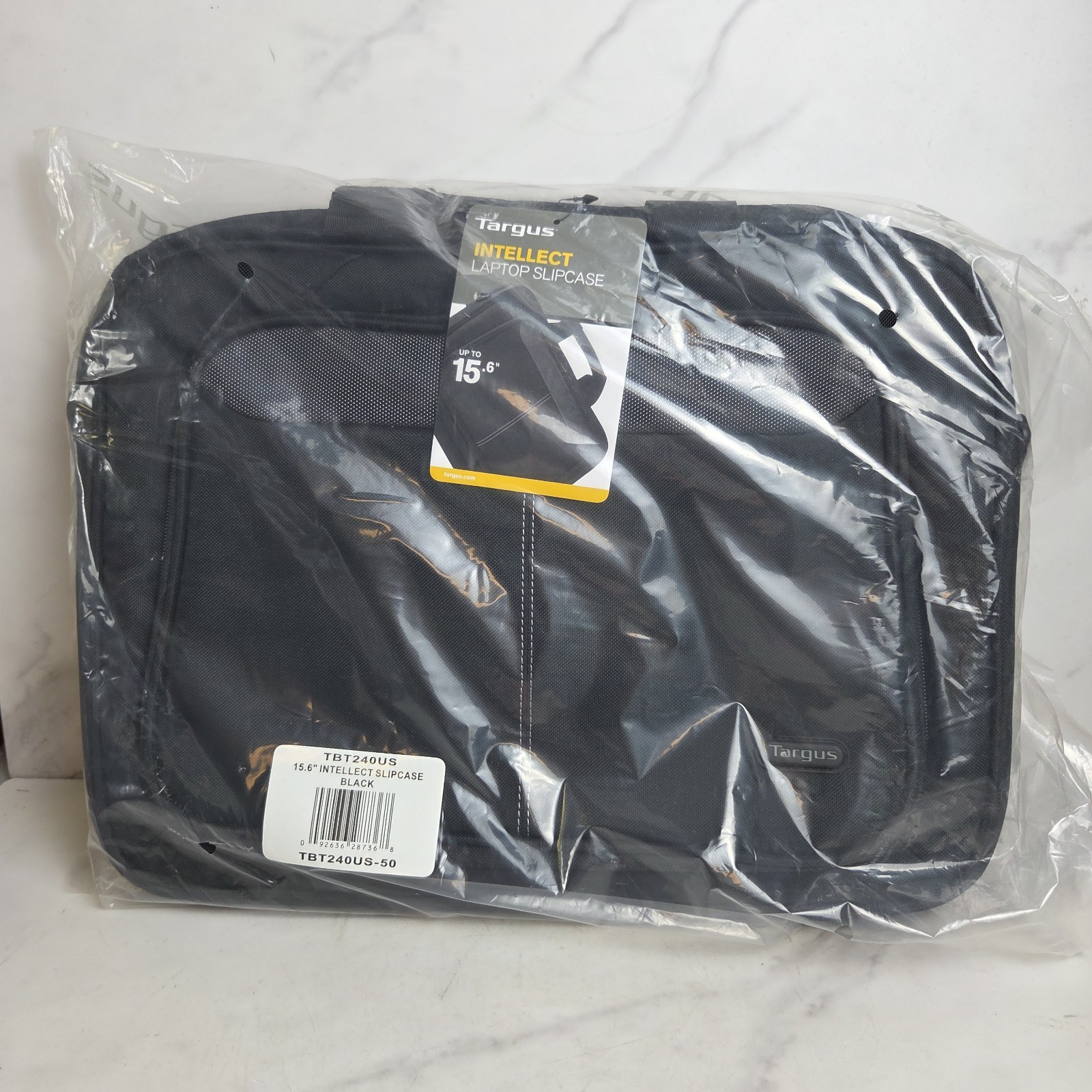 15.6 Inch Targus Black Laptop Bag Intellect Slipcase Lightweight