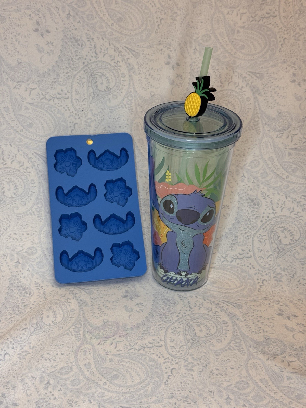 Disney Stitcth 24oz. Drink Cup, Twist Cap Pineapple Straw & Stitch Ice Cube Tray