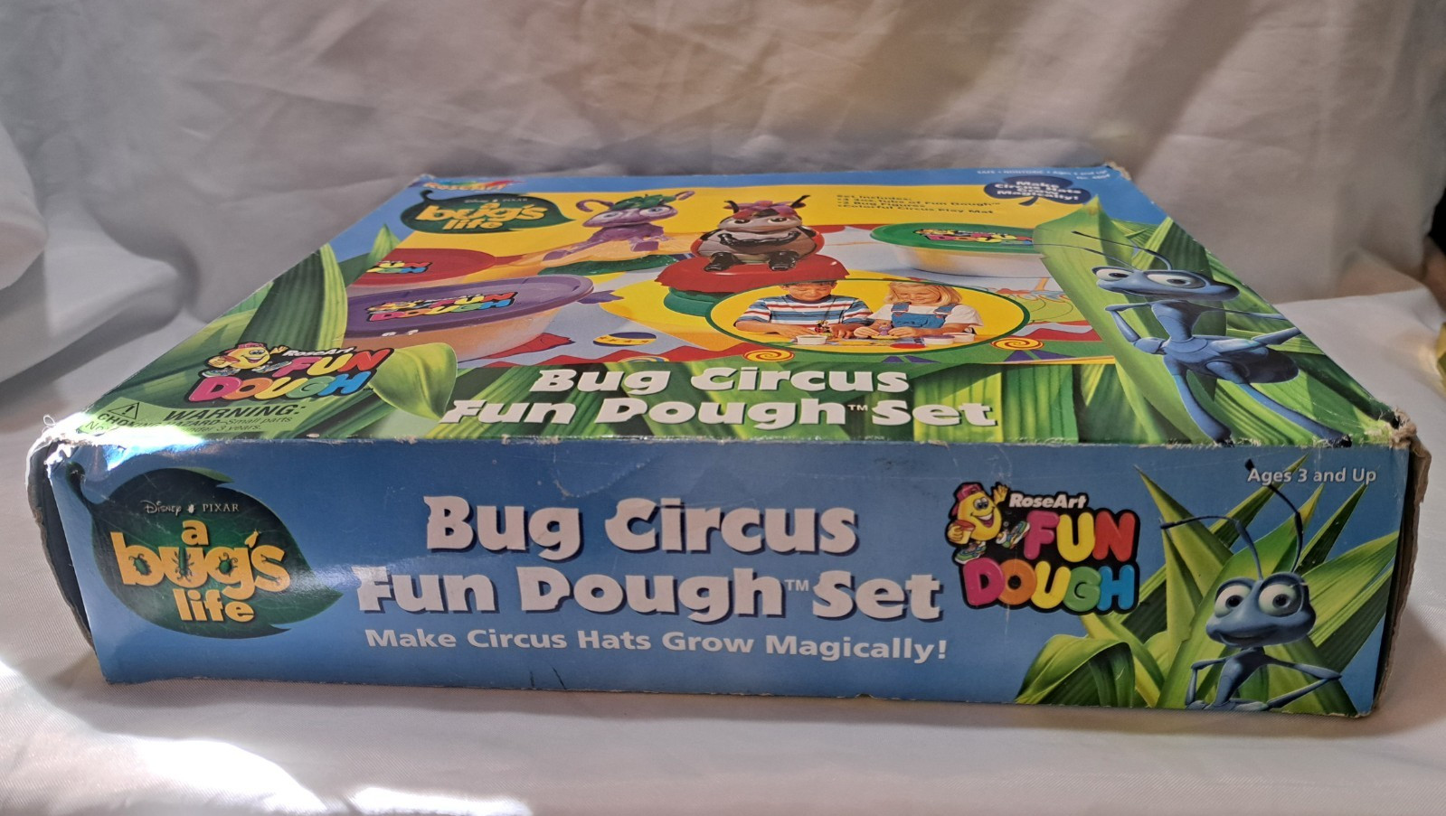 A Bug's Life RoseArt Bug Circus Fun Dough Set NOS Vintage