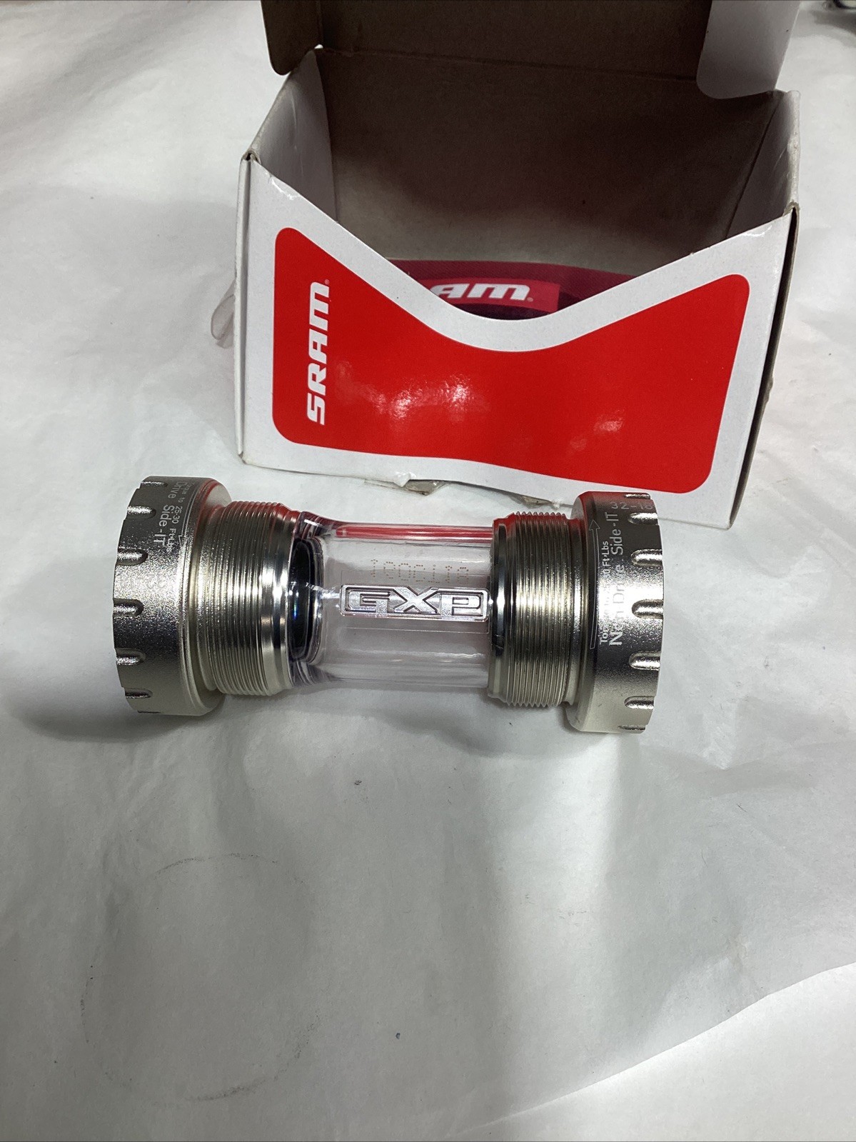 NOS / NIB Truvativ SRAM GXP Team Bottom Bracket a English Thread (BC 1.37x24)