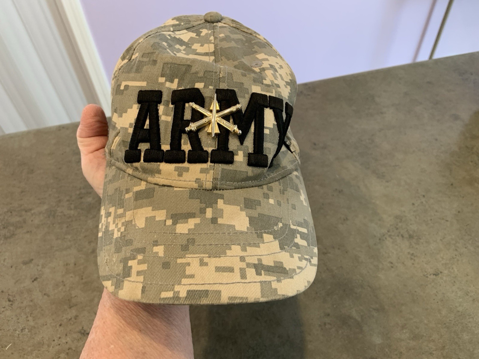 U.S. Army Digital Camo Cap W/Field Artillery Pin Adjustable