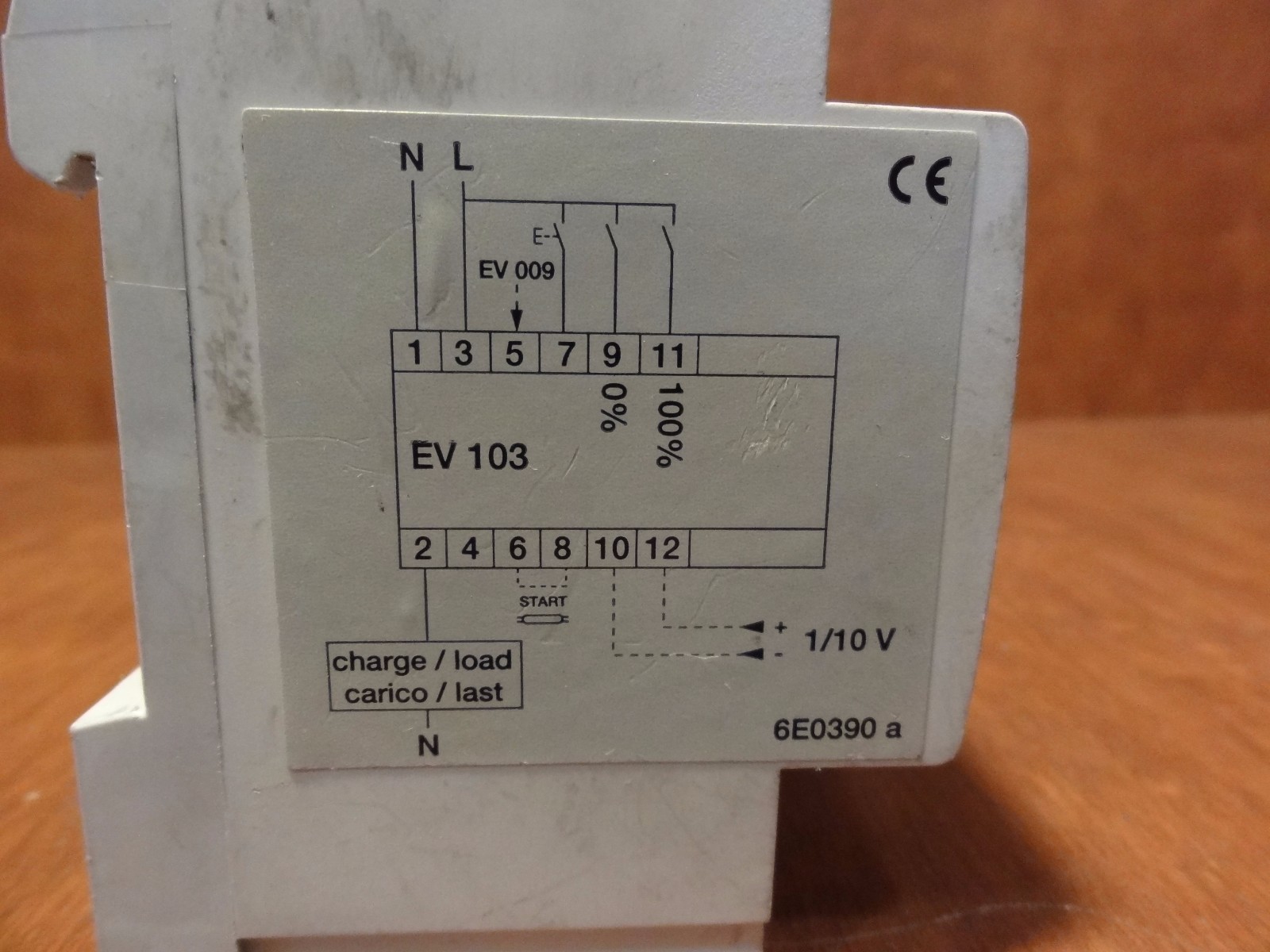 Hager EV103 control dimmer module