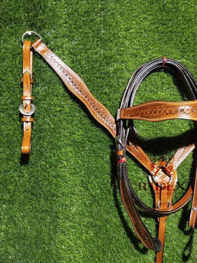 Leather Western Style Headstall & Breast Plate Collar Set..