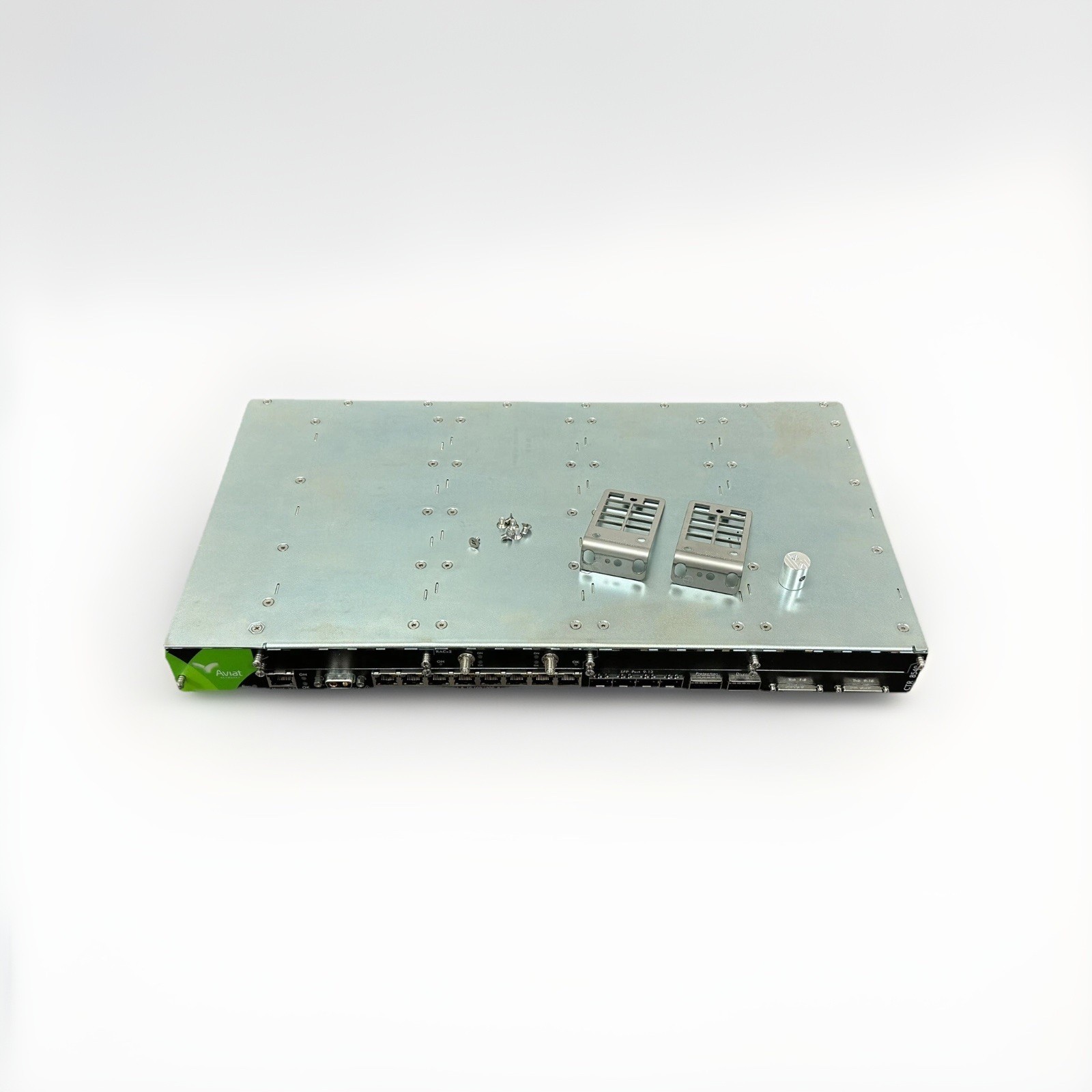 Aviat CTR 8540 Microwave Router W/Brackets