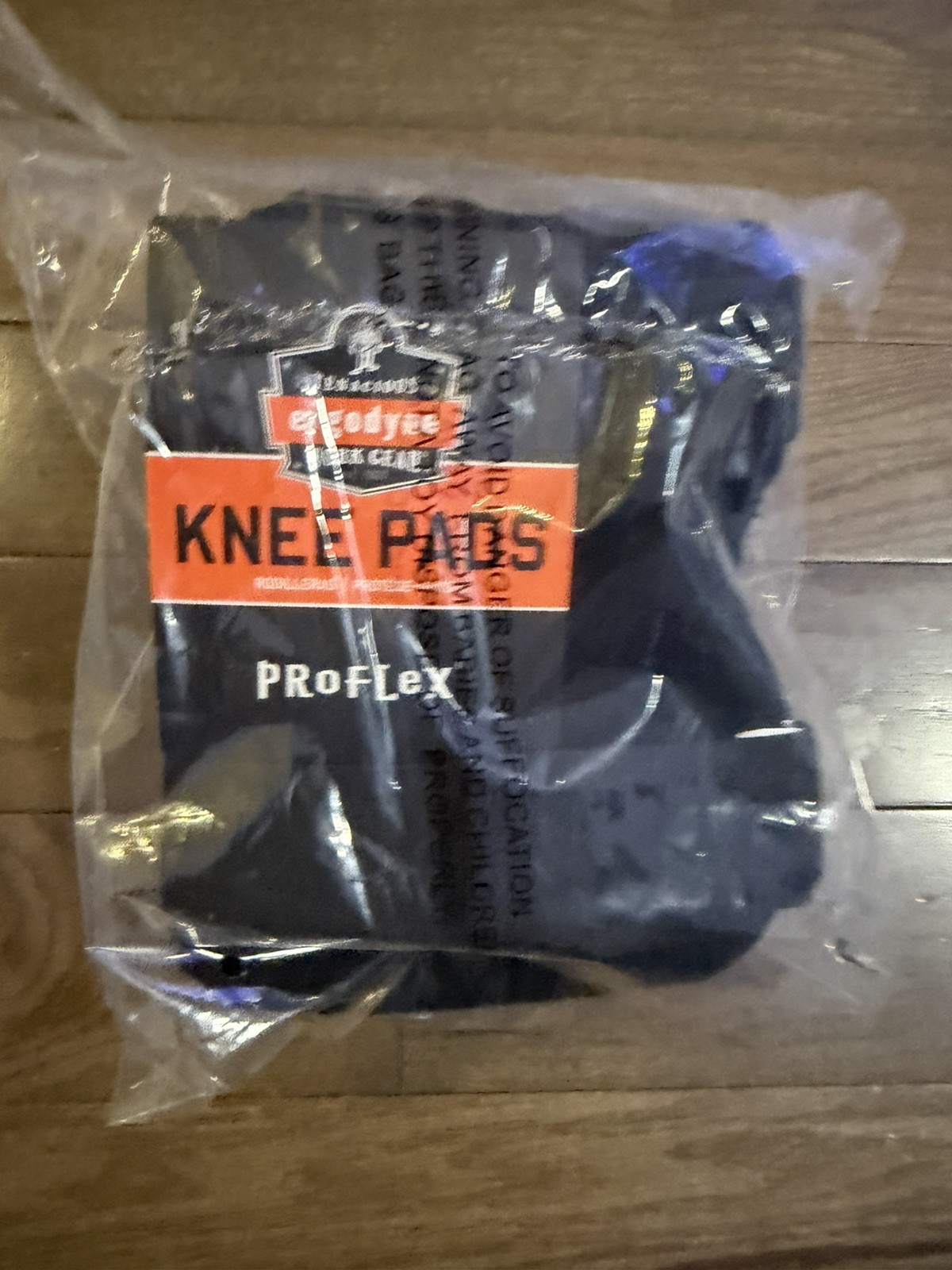 Proflex Wide Soft Cap Knee Pads - H&L Color Black