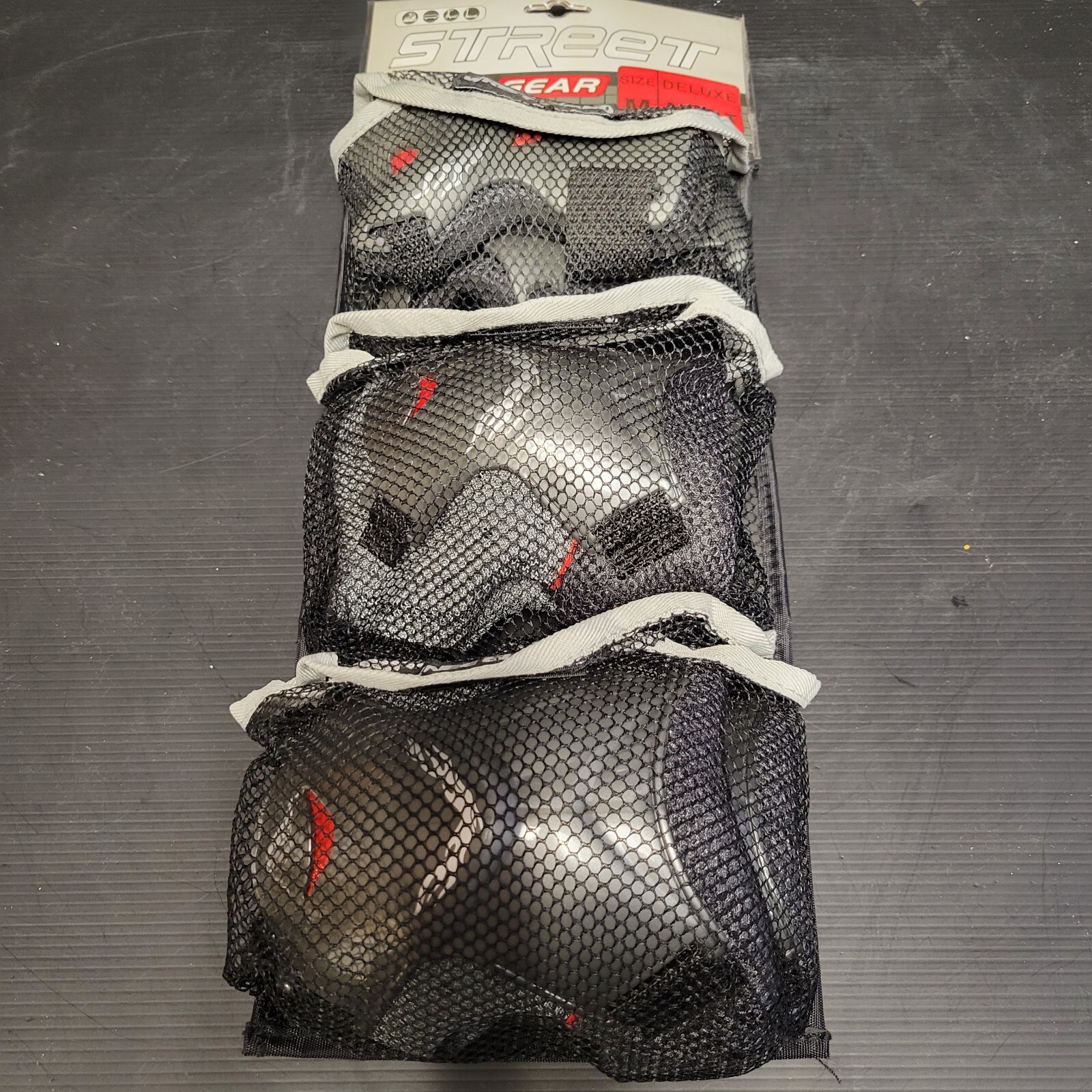 New Street Gear X0180 Evo Action Knee & Elbow Pads Adult M 221183