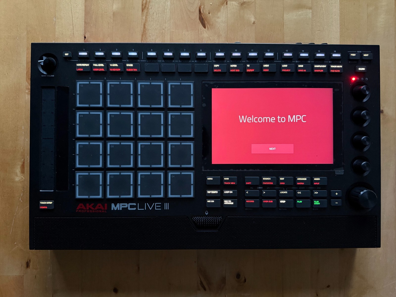 Akai MPC Live 3