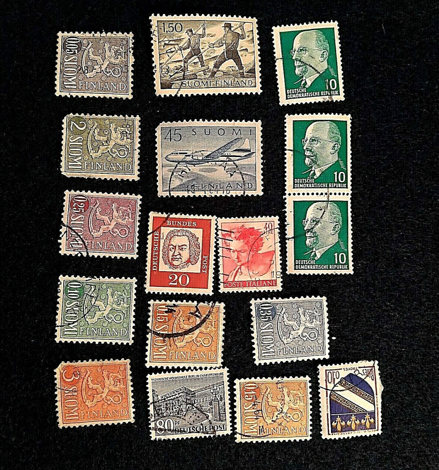 SET OF  17  USED FOREIGN STAMPS  - PLEASE SEE PHOTO'S   -  F (IN FINE CONDITION)