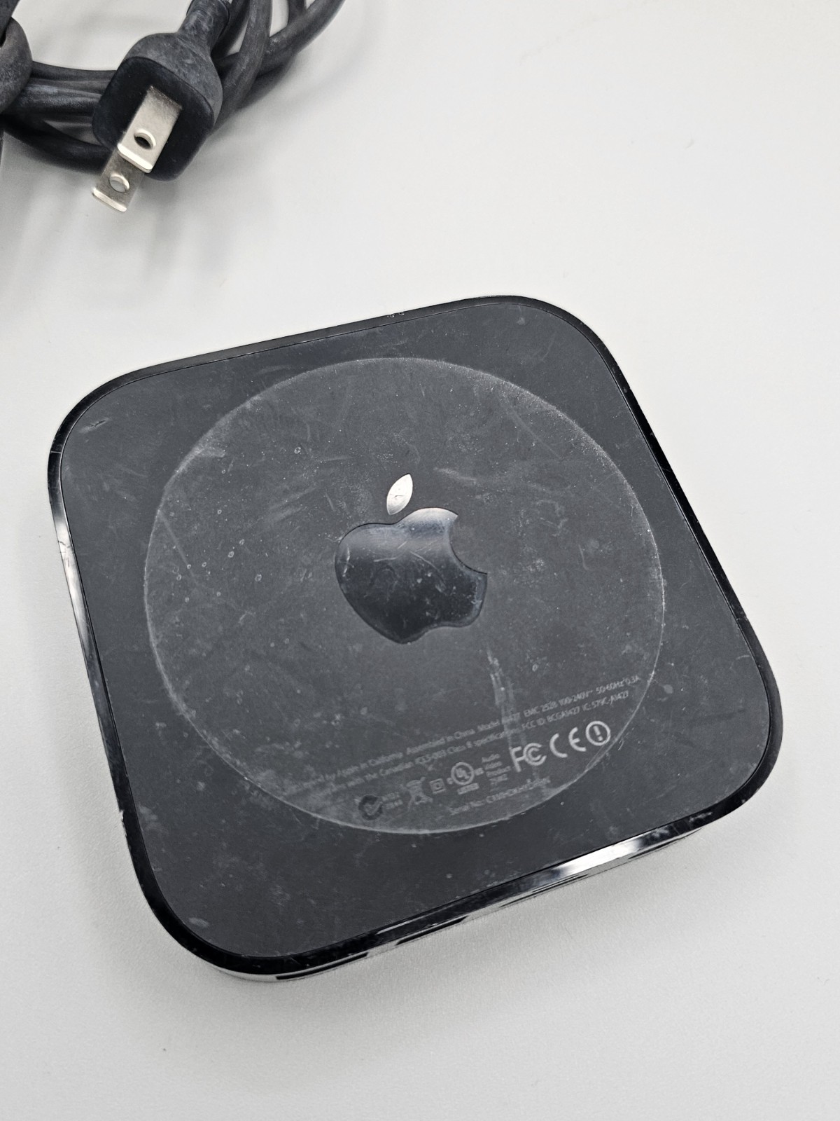 Apple TV (3rd Generation) HD Media Streamer w/ Remote A1427 TESTED Reset