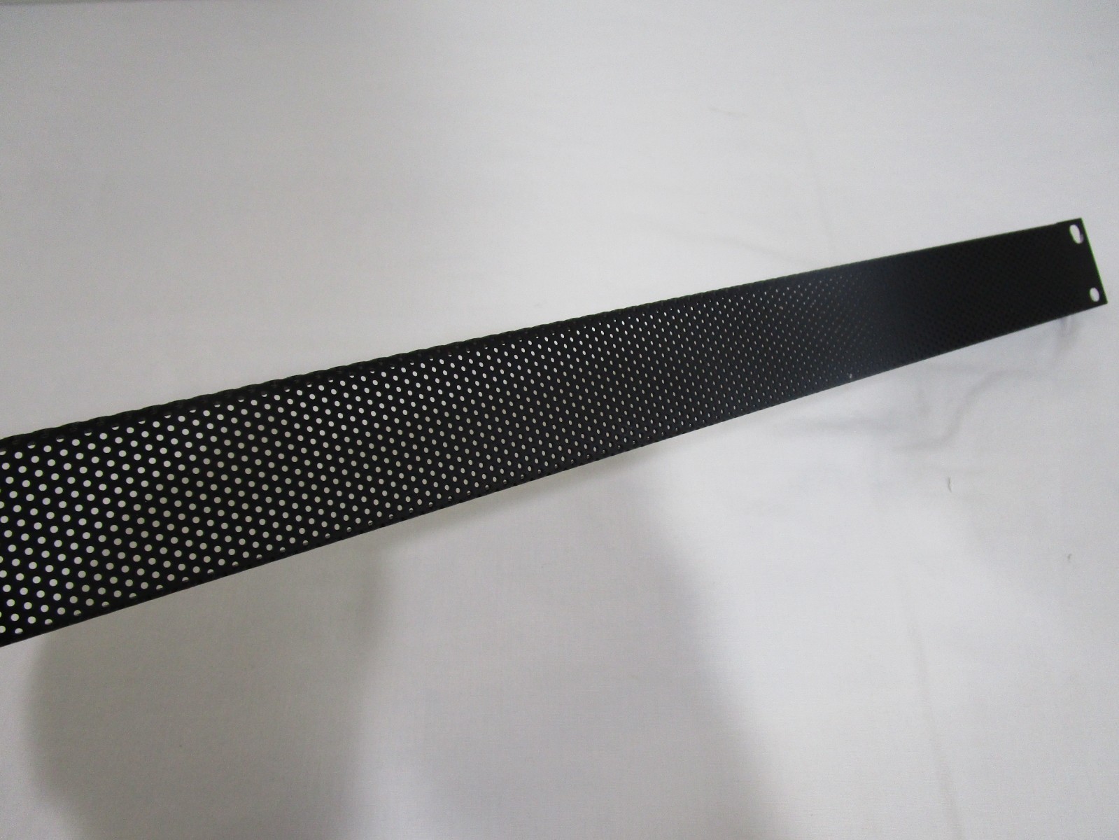 Super Nice Middle Atlantic Ventilated 1U Rack Spacer ---- Cool