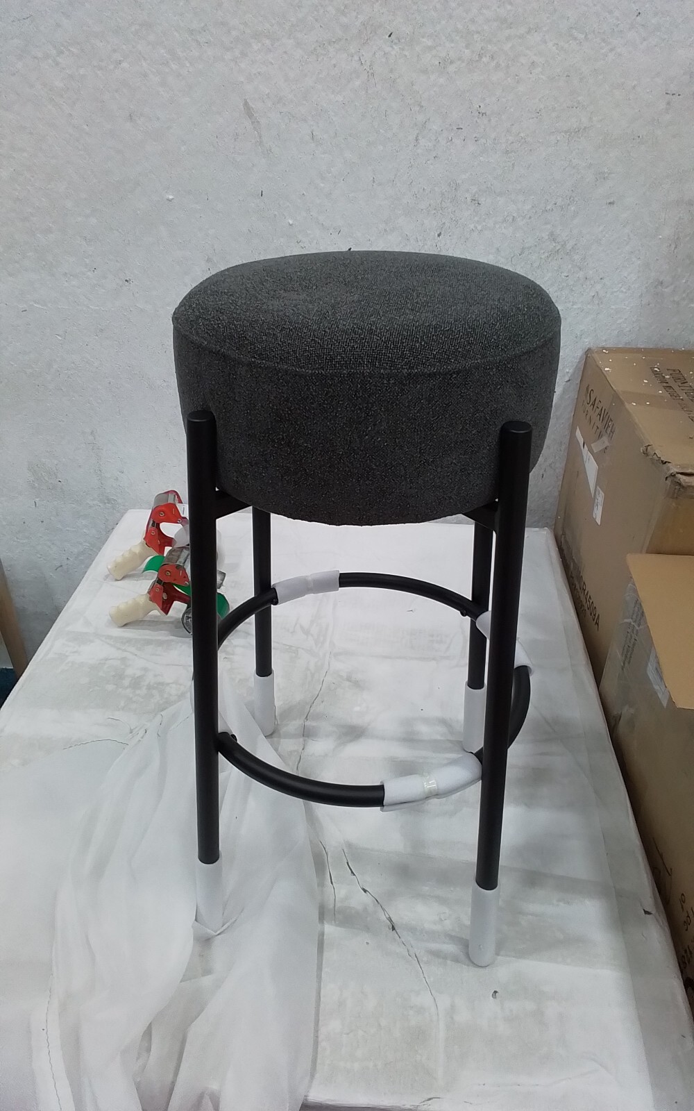 Safavieh PAISLEIGH METAL LEG BARSTOOL, Reduced Price 2172736585 SFV5031I