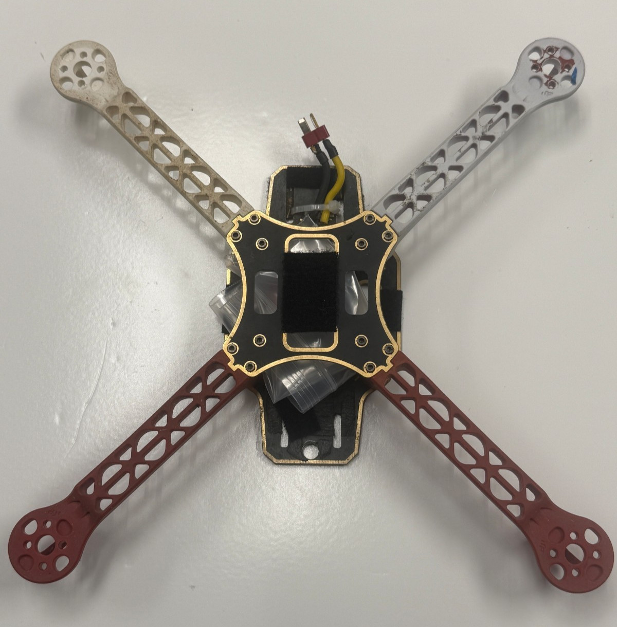 Nice DJI Flame Wheel F450 Quadcopter Drone Frame PDB Red White Arms