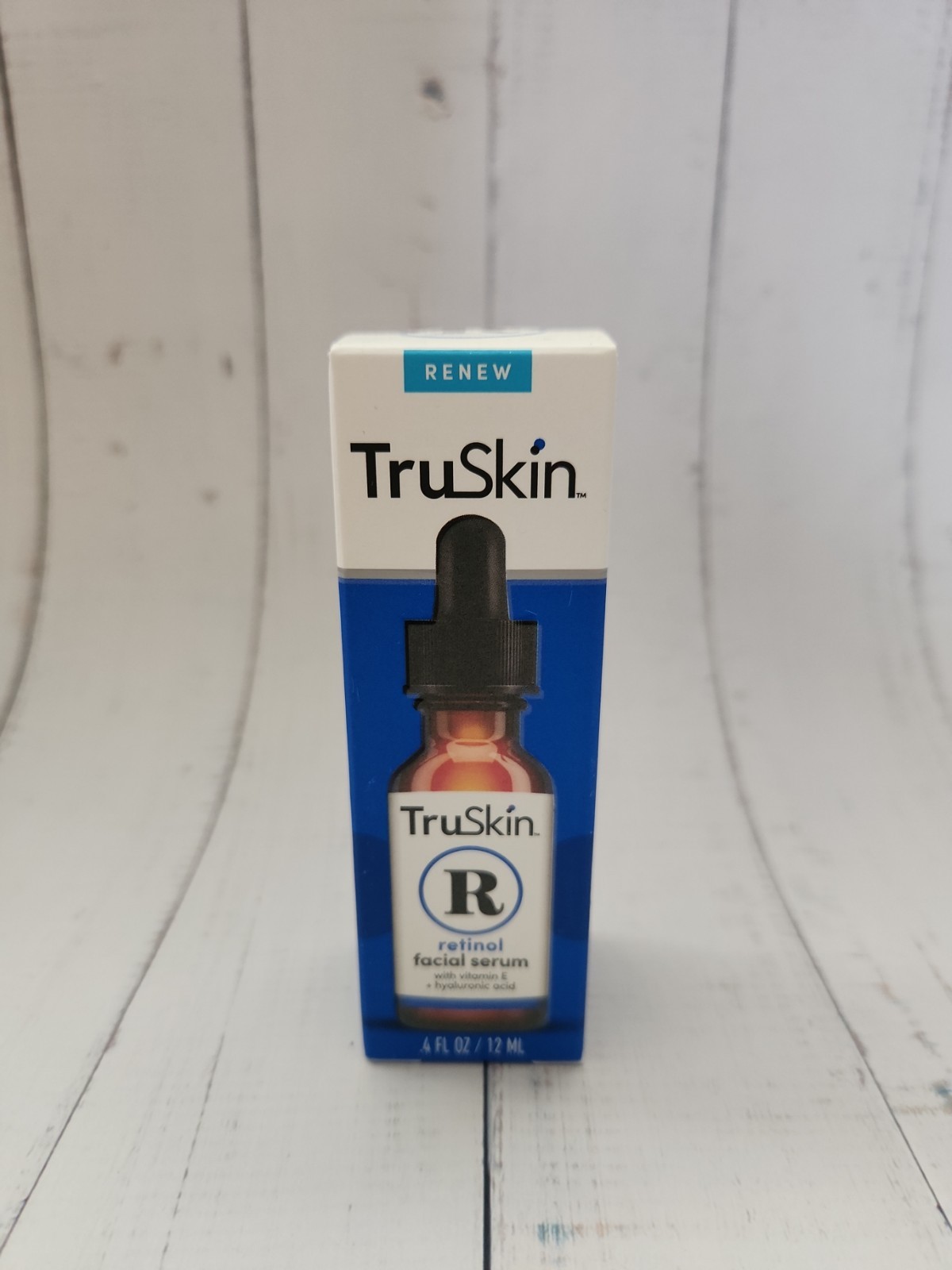 TruSkin Retinol Facial Serum With Vitamin E + Hyaluronic Acid, 0.4 fl oz