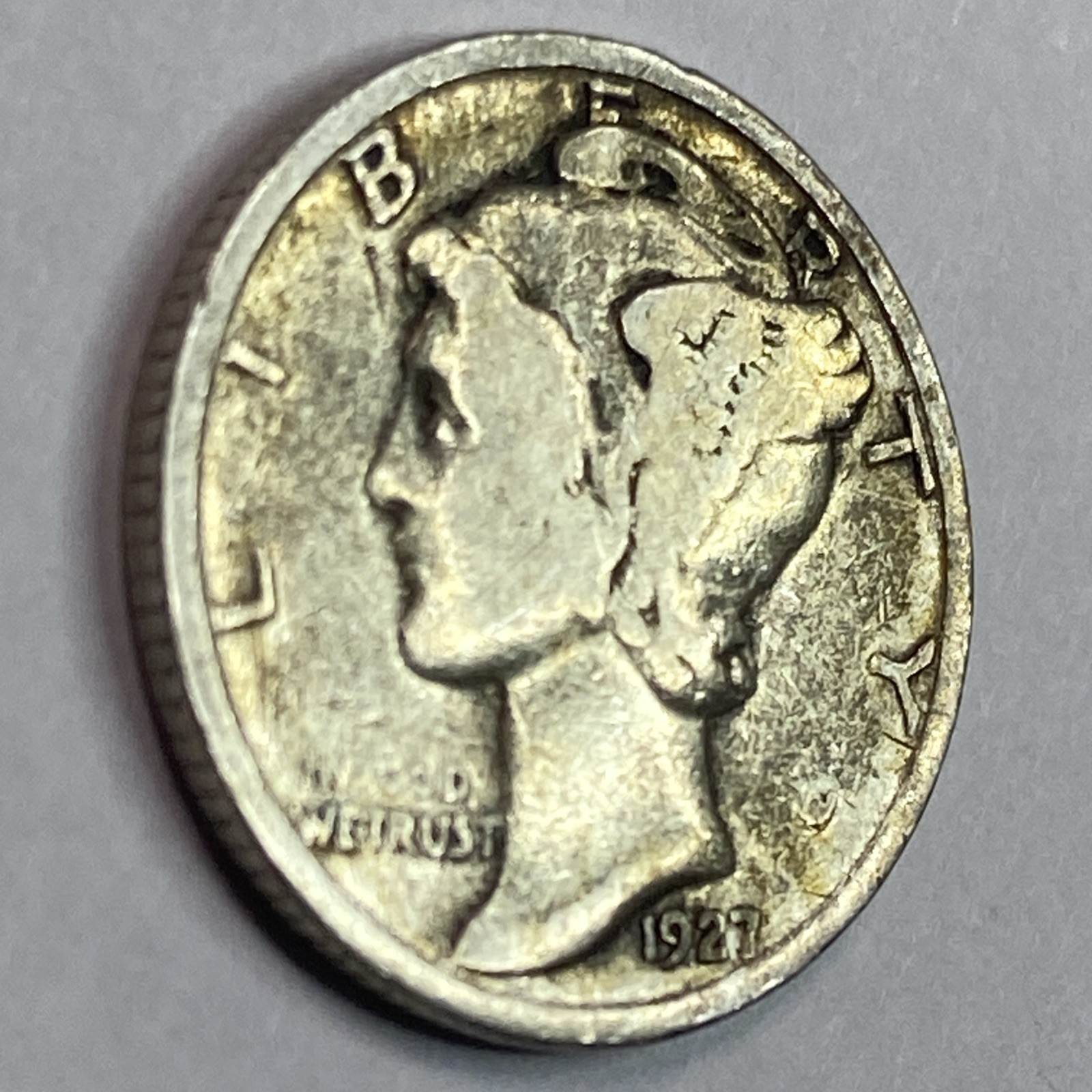 1927 S MERCURY DIME *** 90% SILVER *** Nice Coin