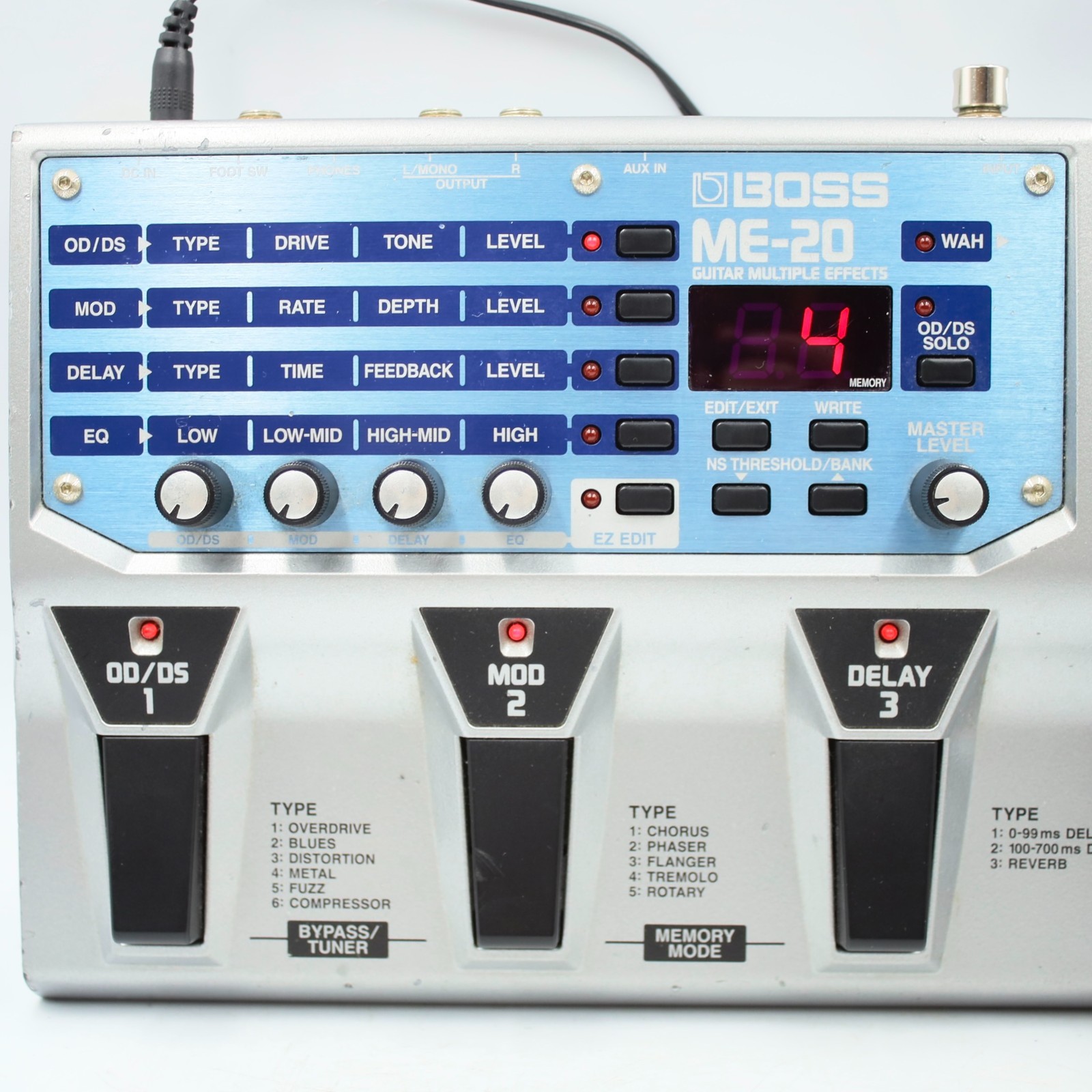 BOSS ME-20 Guitar Multiple Effects Processor With Power Supply FY24677