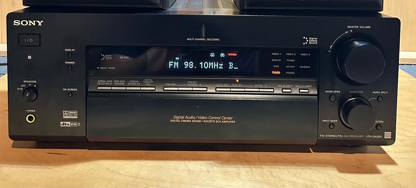 Sony STR-DA2ES Home Theater AV receiver Dolby Digital EX DTS-ES Amplifier