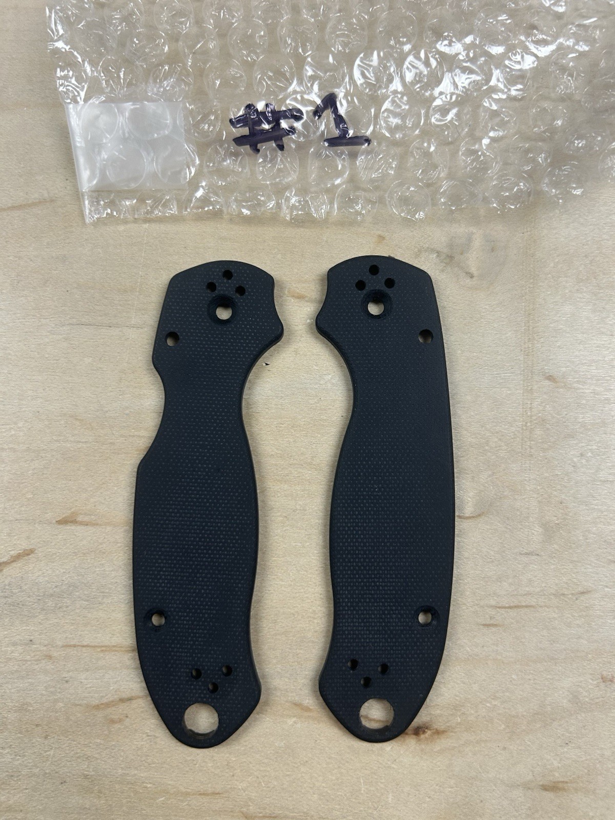 Spyderco Para 3 Black G-10 Handle Scale Set