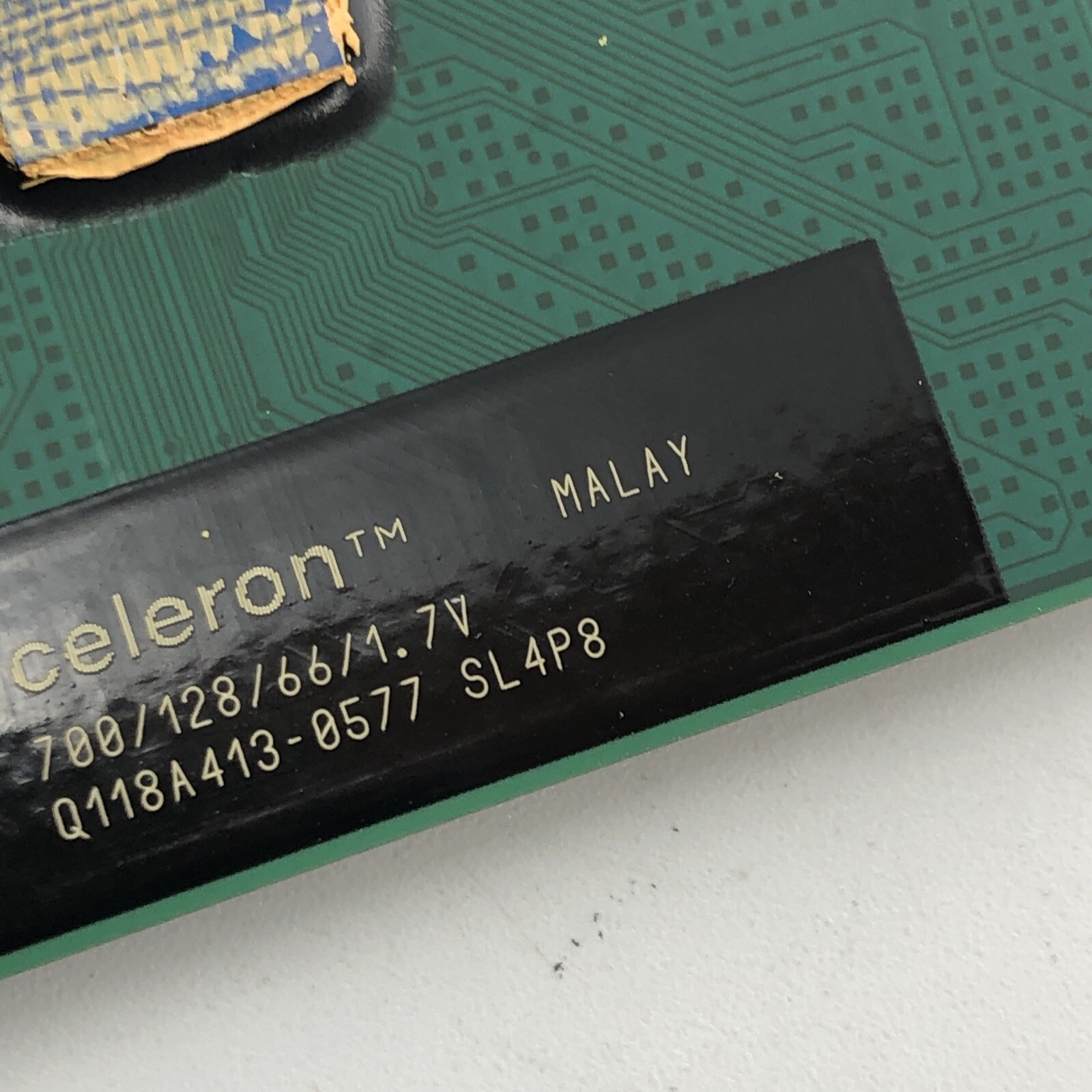 Intel Celeron CPU 700mhz 128KB 66mhz FSB Socket 370 1.7v Processor SL4P8 700