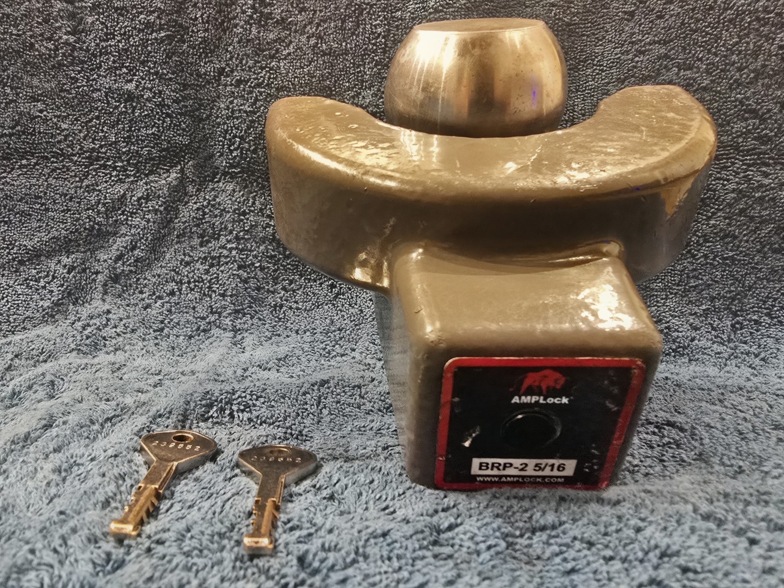 AMPLOCK BRP-2516 Trailer Coupler Lock 2-5/16" Flat Lip Heavy Duty 2 Keys
