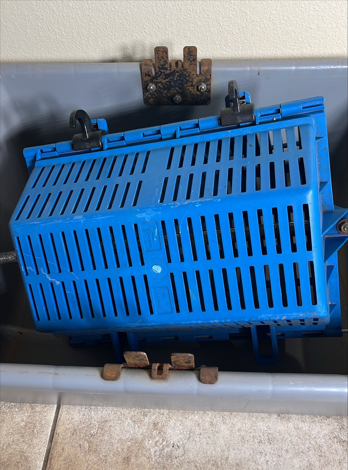 Dillon CM-2000 Media Separator