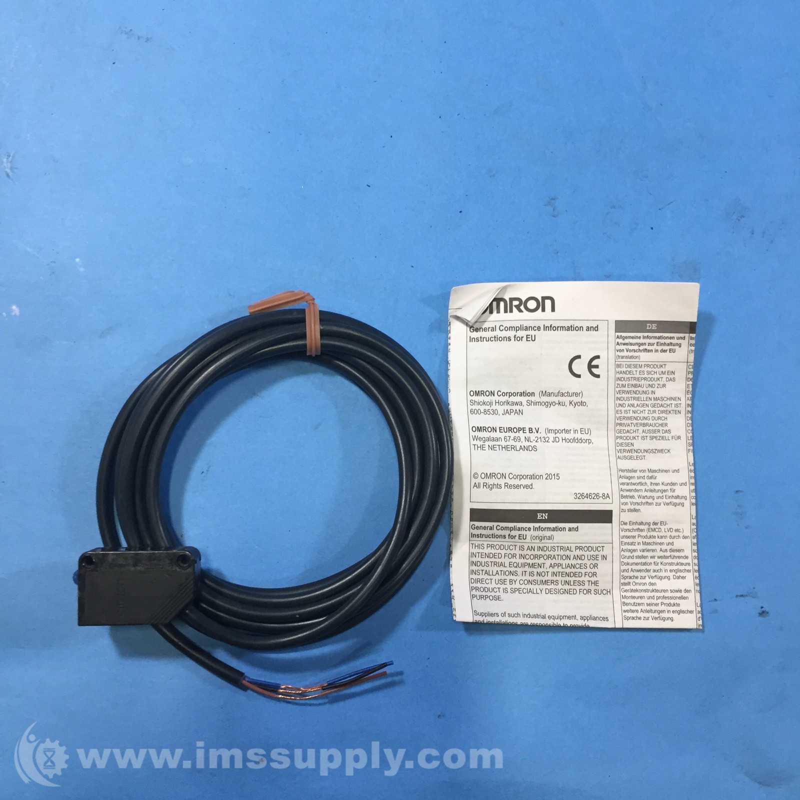 Omron E3Z-D62 2M Photoelectric Sensor FNOB