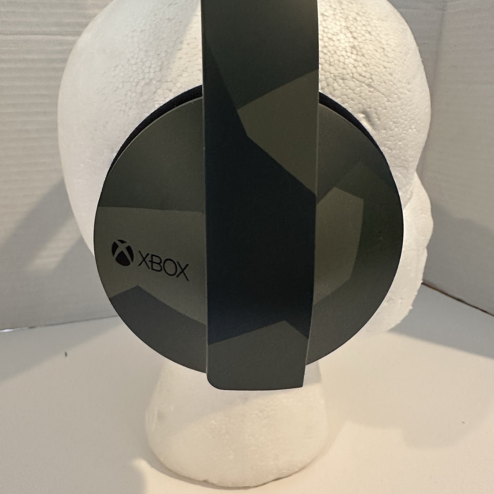 Xbox One Stereo Headset Armed Forces Box, EUC Pre-Owned