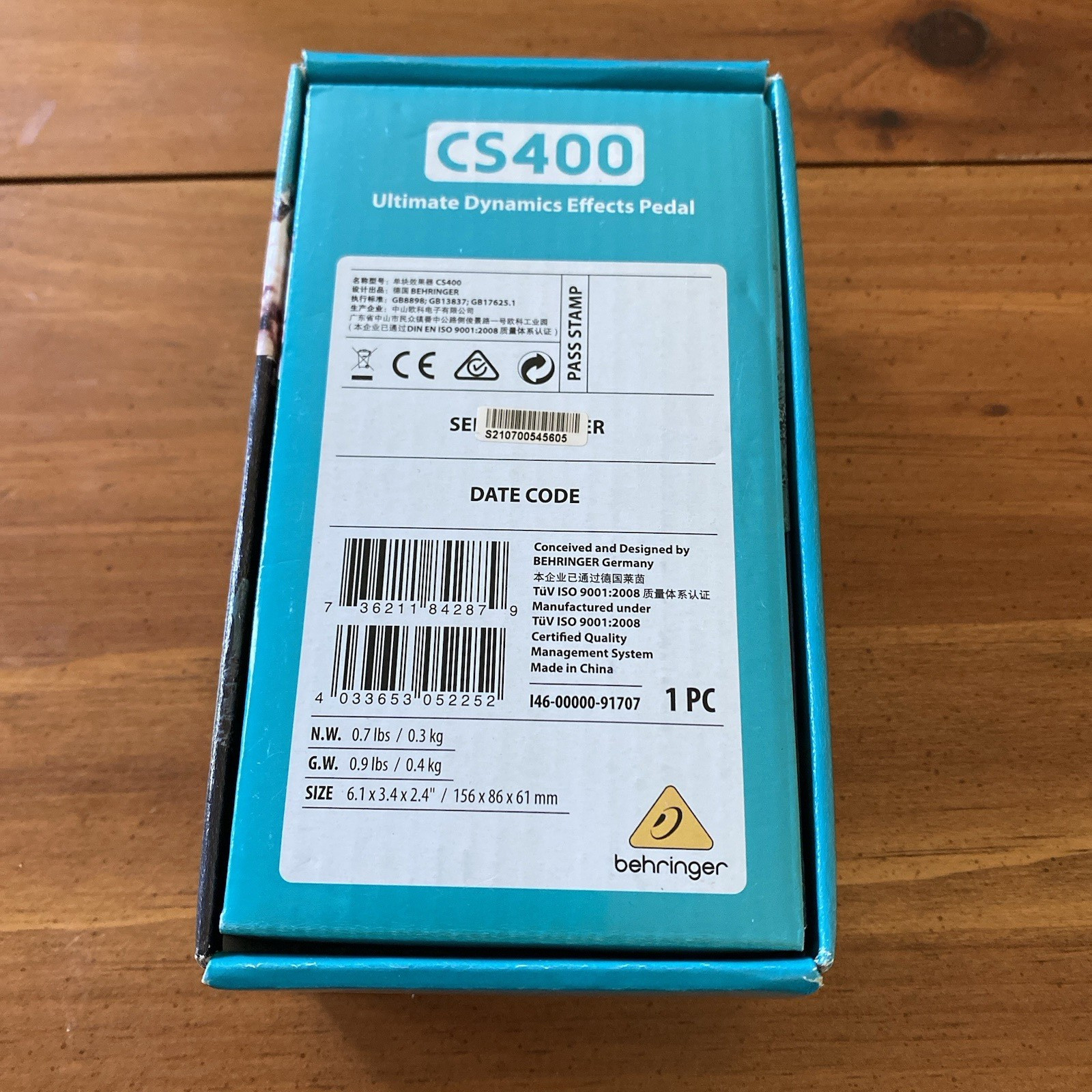 Behringer CS400 Analog Compressor Sustainer Guitar Pedal Open Box